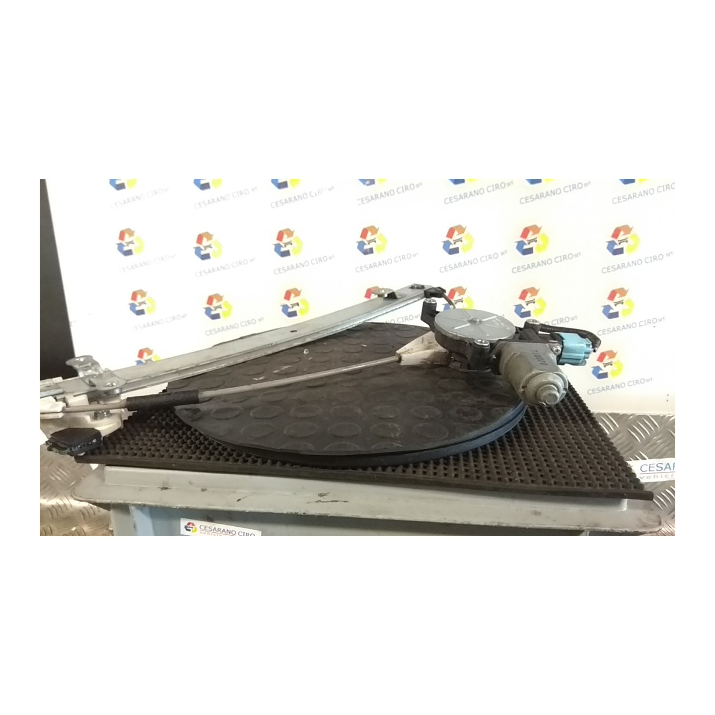 ALZACRISTALLO ELETTR. PORTA POST. C/MOTORINO DX. 091 HONDA FR-V (10/04-04/07) N22A1 72710SJD013