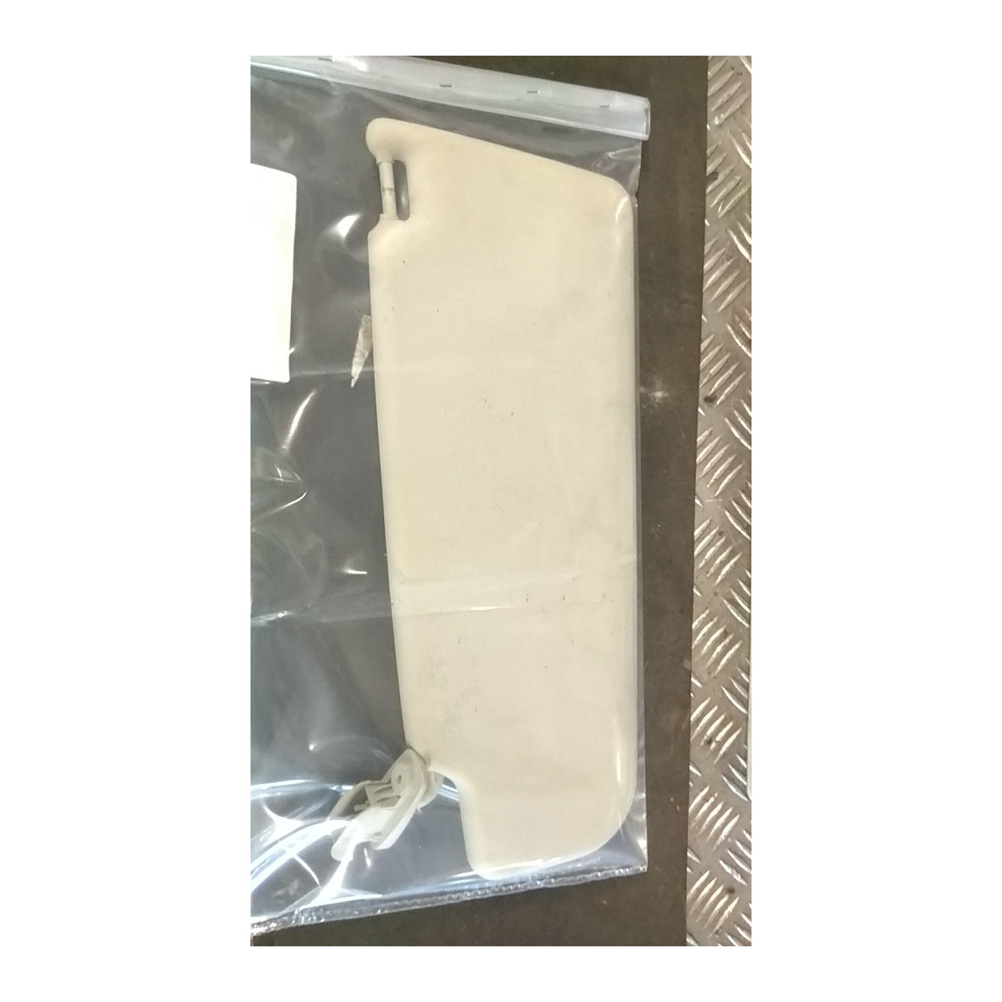 ALETTA PARASOLE PARABREZZA DX. 098 SEAT LEON (1P) (06/05-02/13) BSE 6Q0857552G5W9