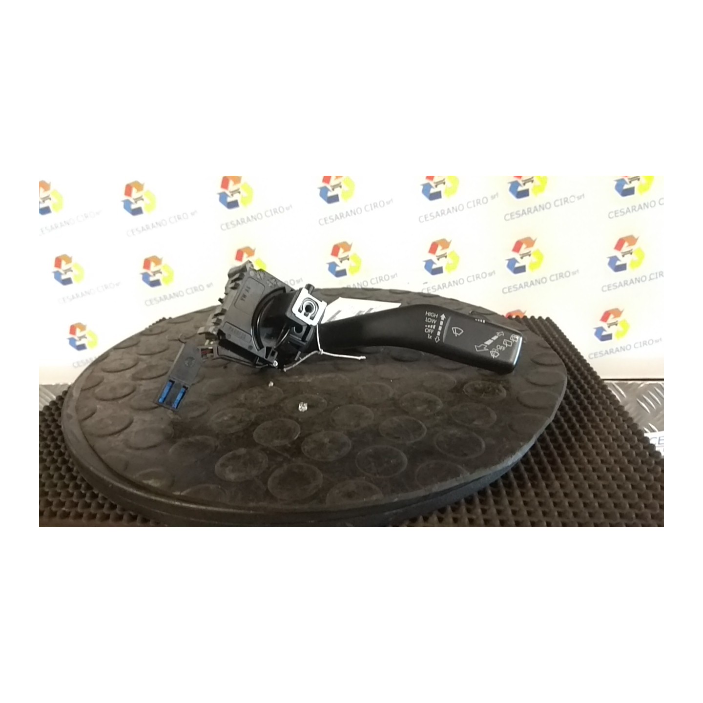 BLOCCO COMANDI TERGICRISTALLI 104 SEAT LEON (1P) (06/05-02/13) BSE 1K0953519H9B9