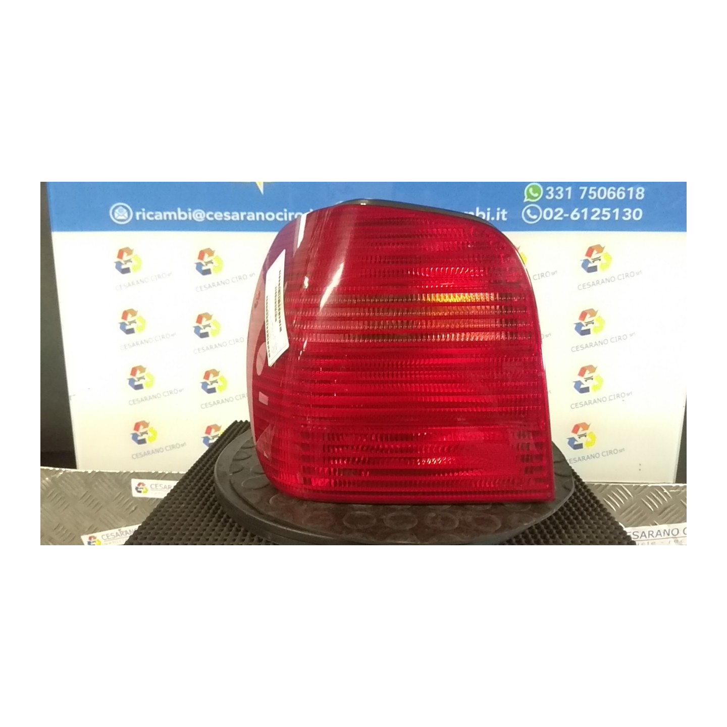 FANALE POST. SX. 040 VOLKSWAGEN POLO 3A SERIE (11/94-09/01) AEE 6K0945111