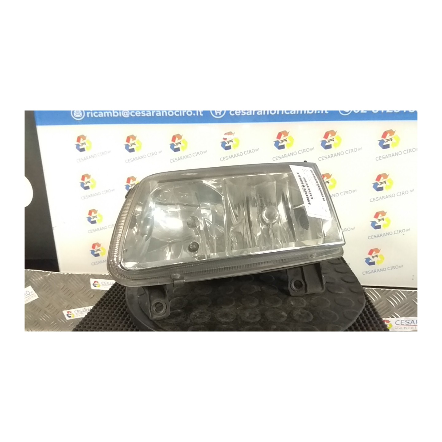 PROIETTORE VALEO SX. 042 VOLKSWAGEN POLO 3A SERIE (11/94-09/01) AEE 6N1941017AB