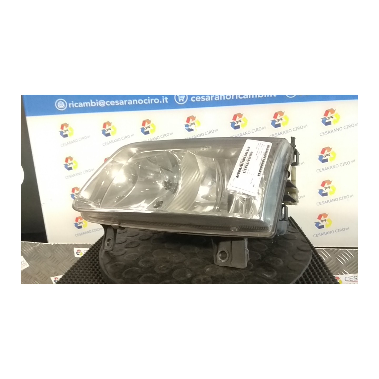 PROIETTORE VALEO SX. 042 VOLKSWAGEN POLO 3A SERIE (11/94-09/01) AEE 6N1941017AB