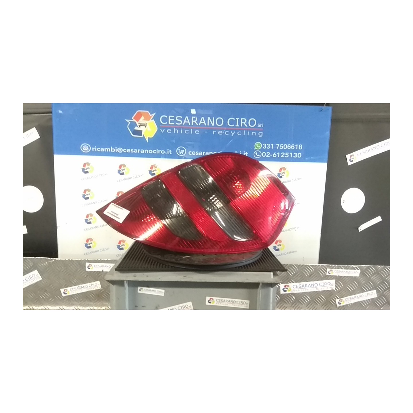 FANALE POST. P/AVANTGARDE DX. 113 MERCEDES-BENZ CLASSE A (W/C169) (07/04-04/13 266920 A1698203064