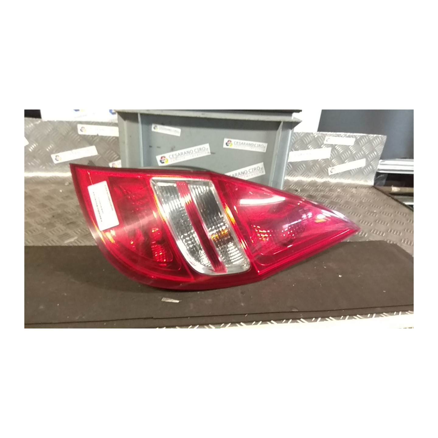 FANALE POST. DX. 027 HYUNDAI I30 (07/07-) G4FC 924022L010