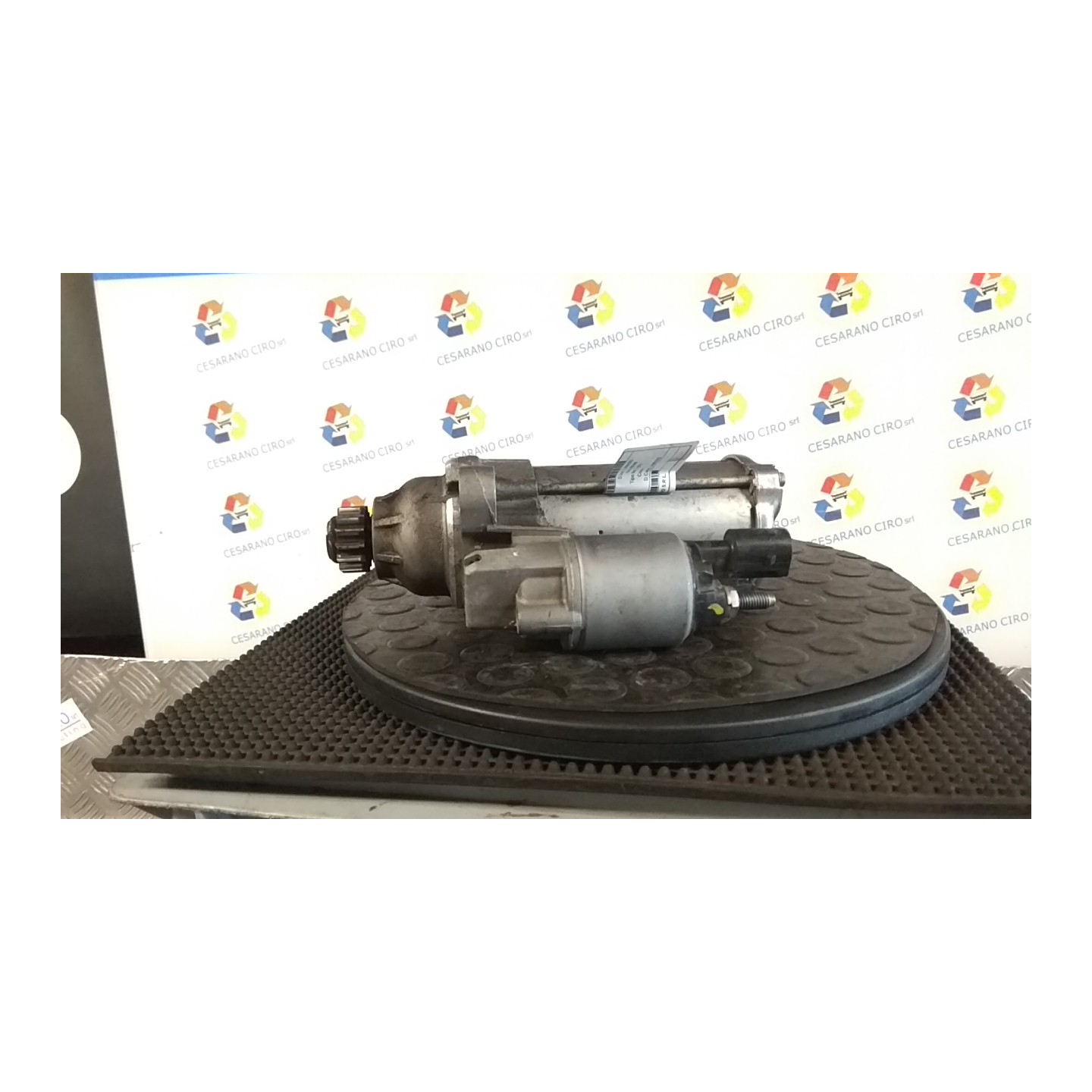 MOTORINO AVVIAMENTO 1.1KW BOSCH/ROTAZ. 106 VOLKSWAGEN UP! (1S) (11/11-10/16) CPG 02M911021HX