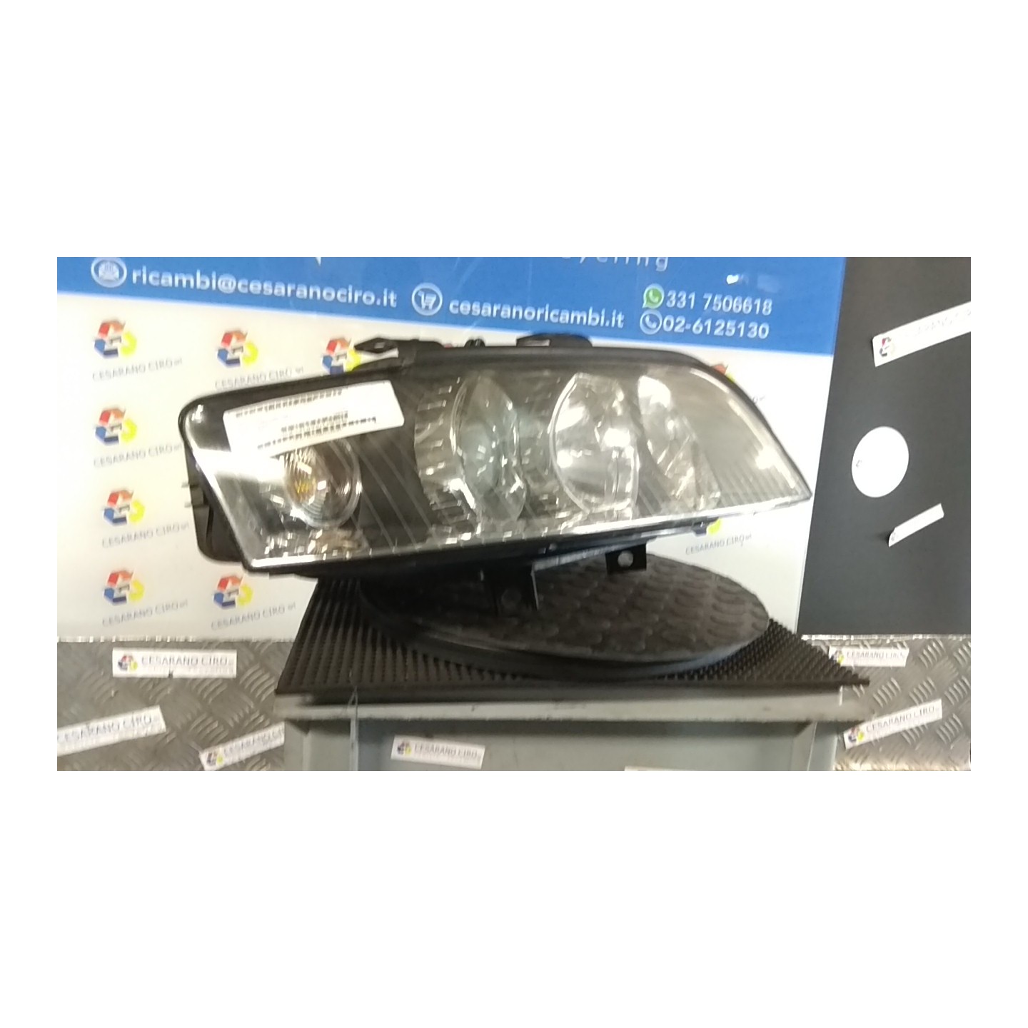 PROIETTORE XENON DX. 008 AUDI A4 (8E) (11/00-11/04) AWX 8E0941030Q