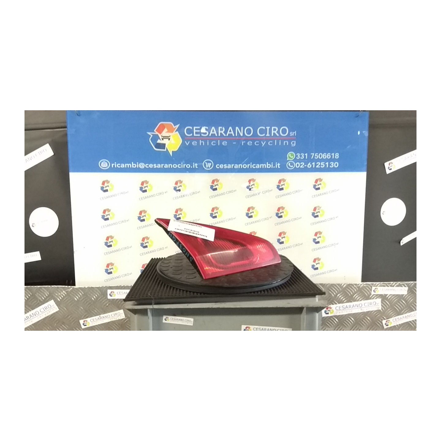 FANALE POST. PARTE INT. SX. 010 MITSUBISHI COLT 7A SERIE (06/04-12/09) 135930 8337A039