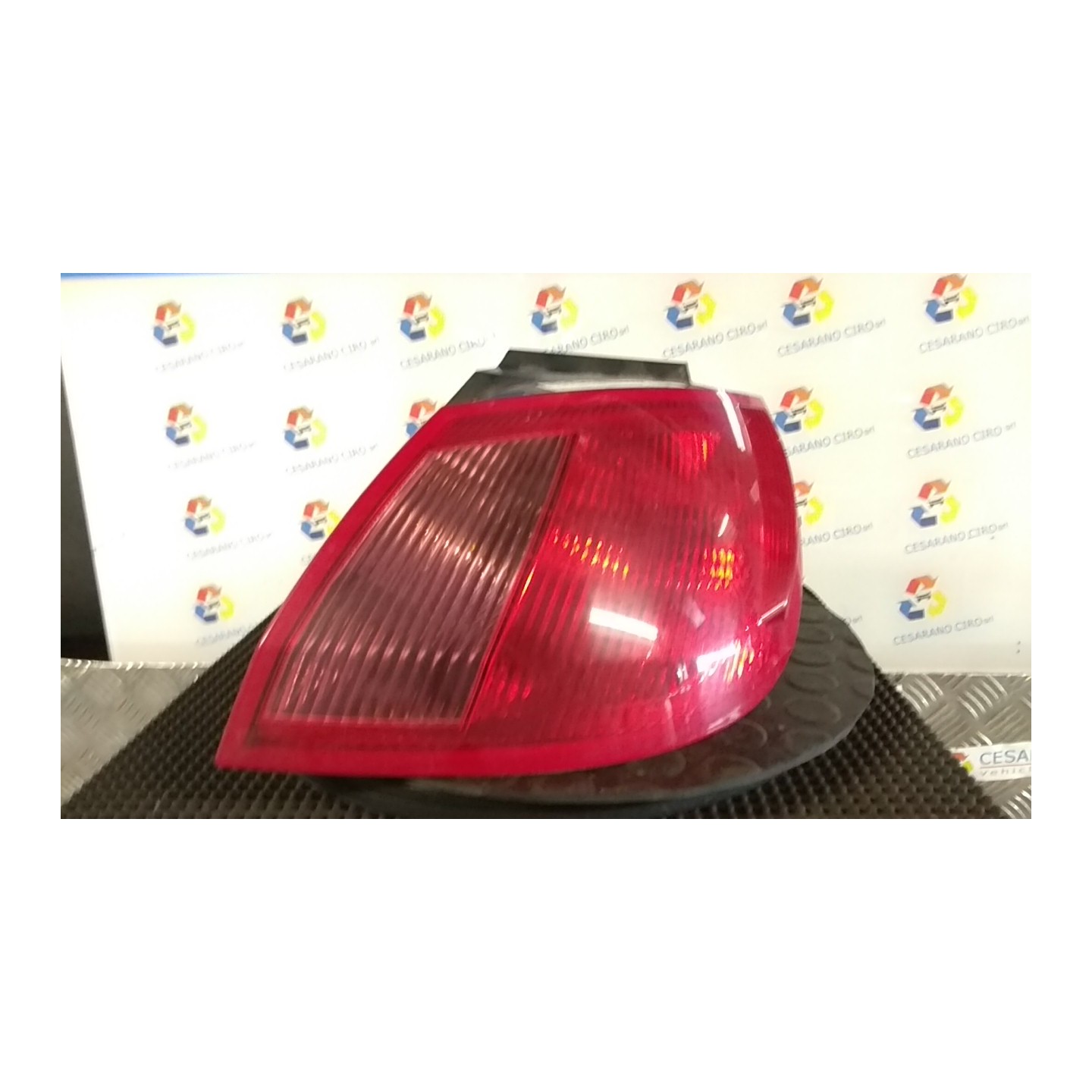 FANALE POST. PARTE EST. DX. 012 MITSUBISHI COLT 7A SERIE (06/04-12/09) 135930 MN186268