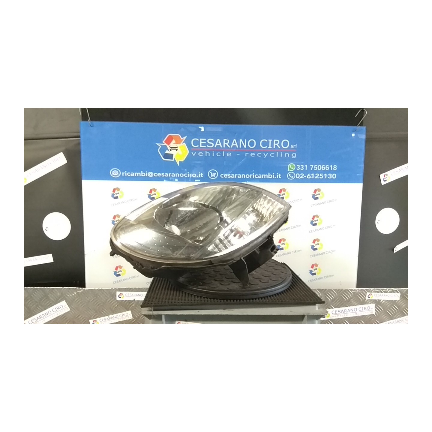 PROIETTORE DX. 151 RENAULT KANGOO (04/03-03/09) D7FG7 260107401R