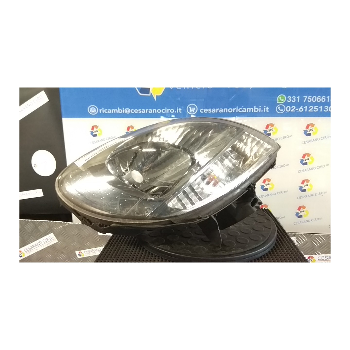 PROIETTORE DX. 151 RENAULT KANGOO (04/03-03/09) D7FG7 260107401R
