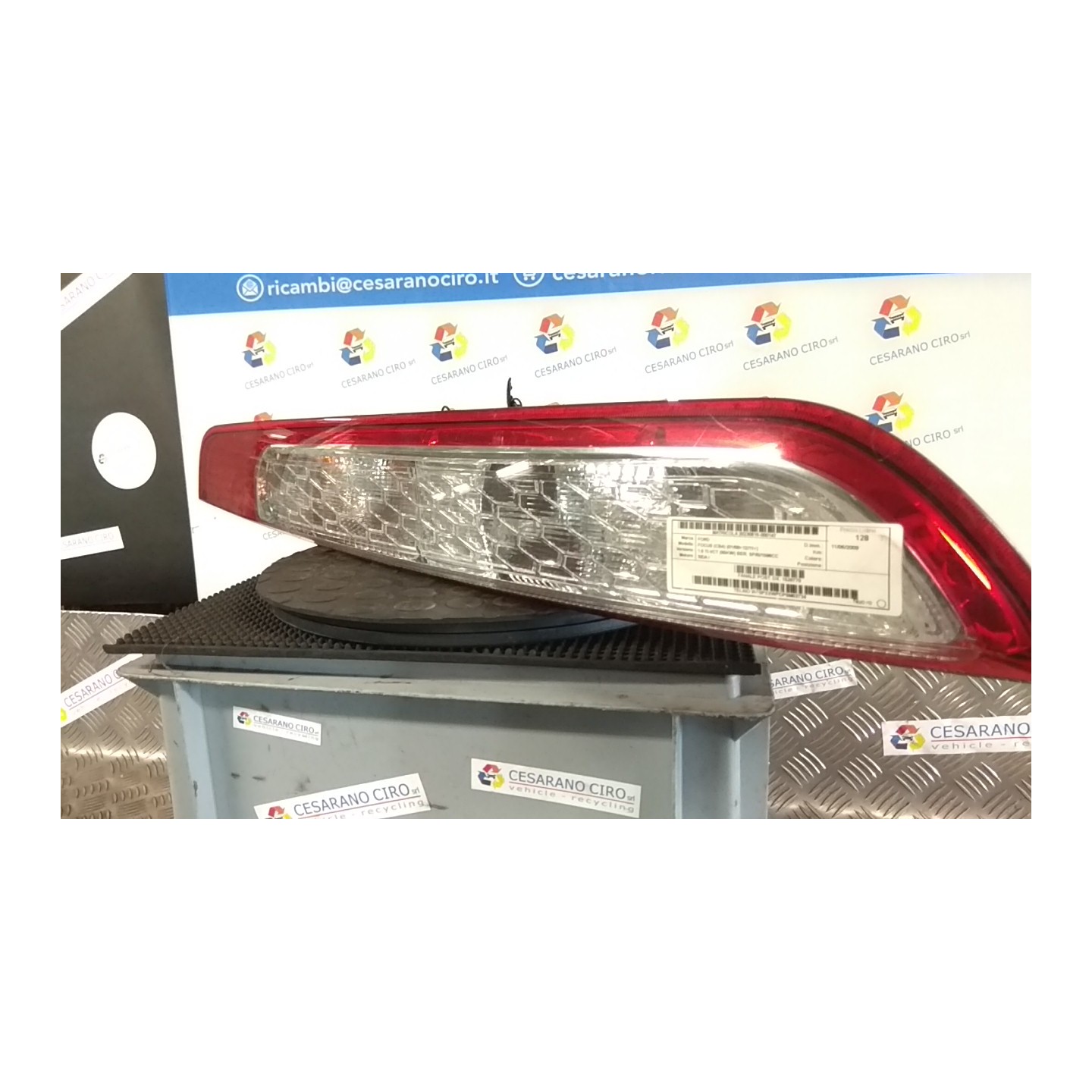 FANALE POST. DX. 147 FORD FOCUS (CB4) (01/08-12/11) SIDA 1528770