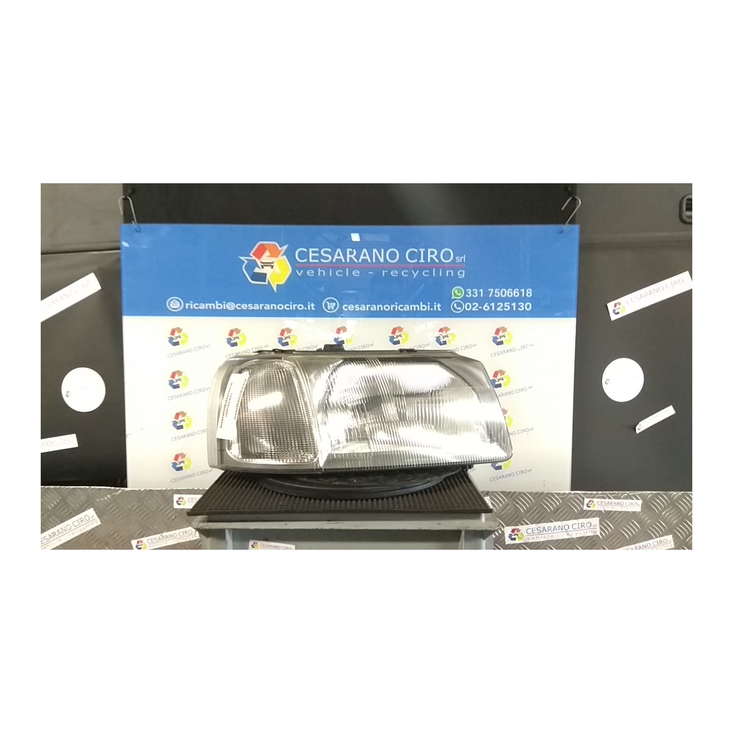 PROIETTORE DX. 059 LAND ROVER FREELANDER (02/98-08/02) 204D3 XBC001740