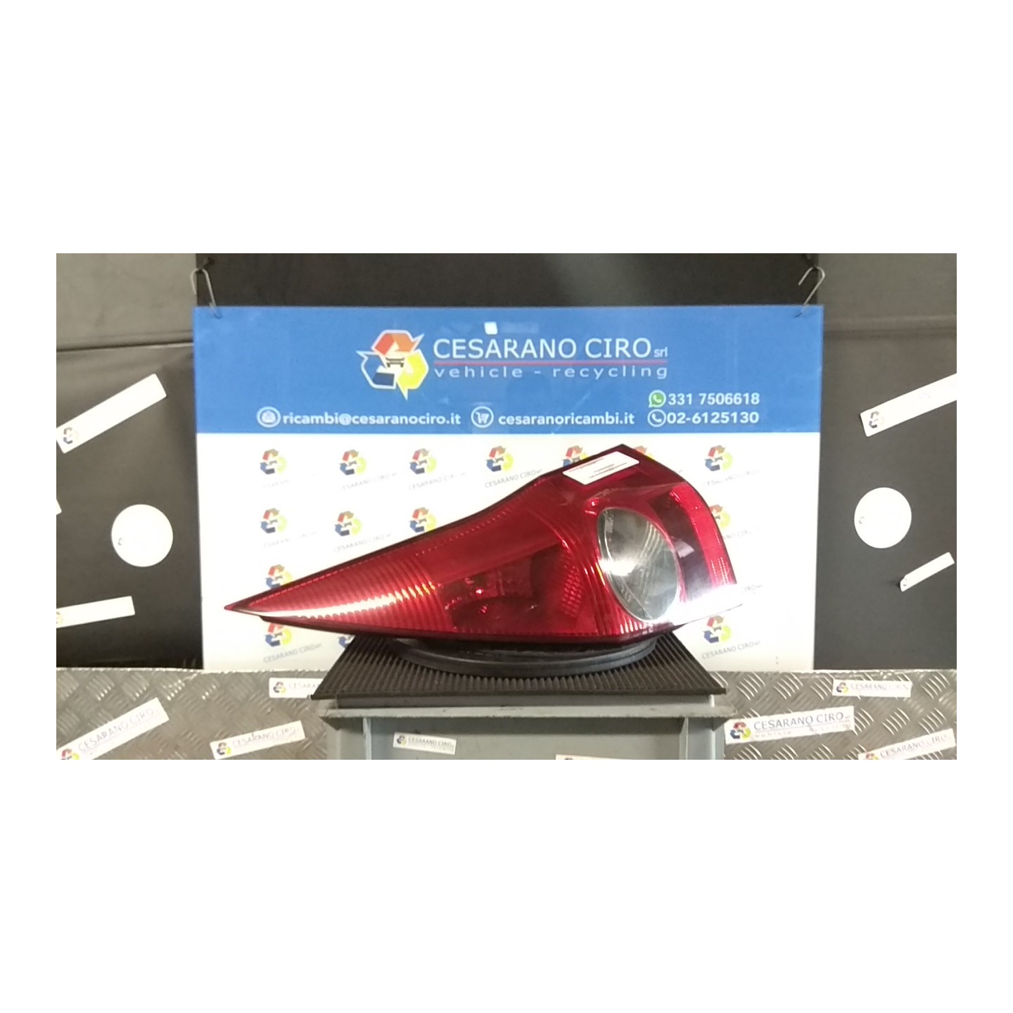 FANALE POST. DX. 068 RENAULT MEGANE 2A SERIE (09/02-02/06) F9QB8 8200142683