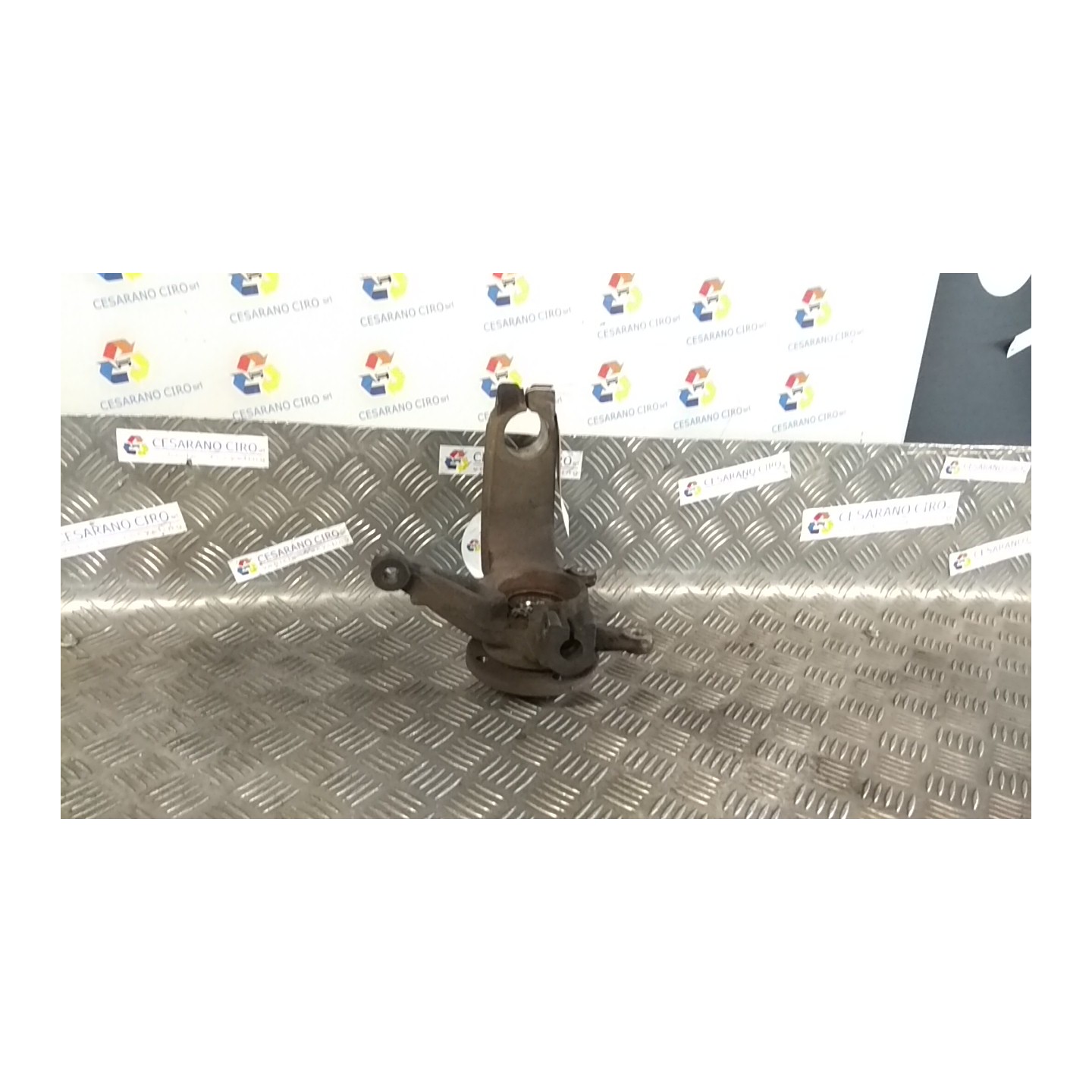 MONTANTE SOSP. ANT. SX. 053 RENAULT MEGANE 2A SERIE (09/02-02/06) K4MT7 8200297026