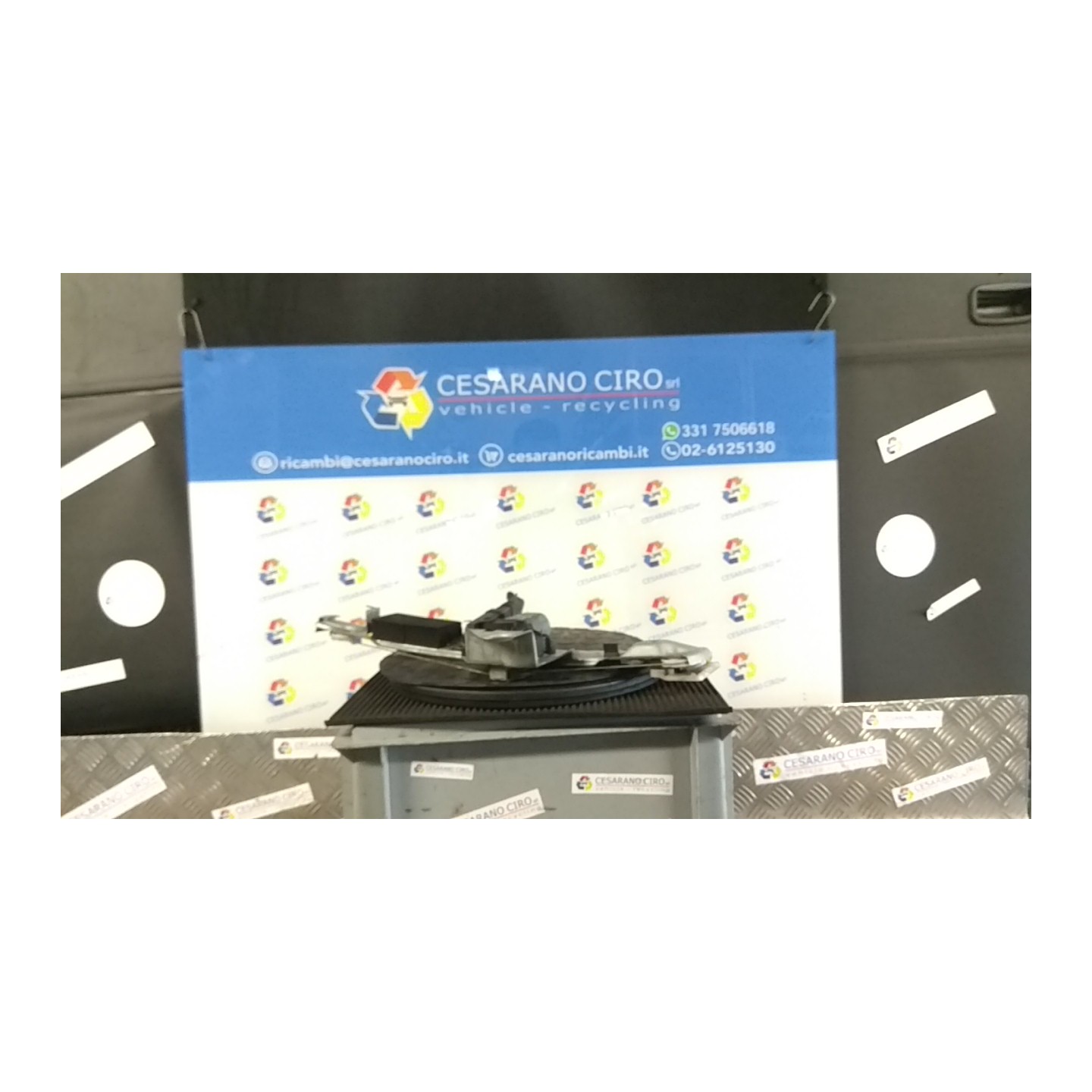 ALZACRISTALLO ELETTR. PORTA POST. SX. 072 RENAULT MEGANE 2A SERIE (09/02-02/06) F9QB8 8200028070