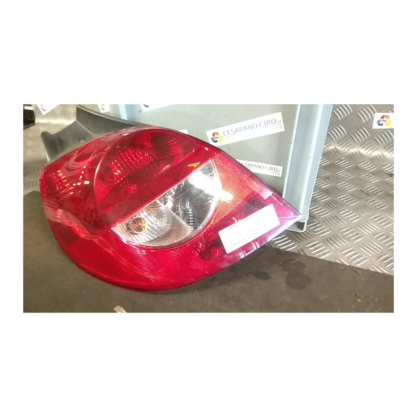 FANALE POST. SX. 039 RENAULT CLIO 3A SERIE (07/05-05/09) K9KT7 8200459962