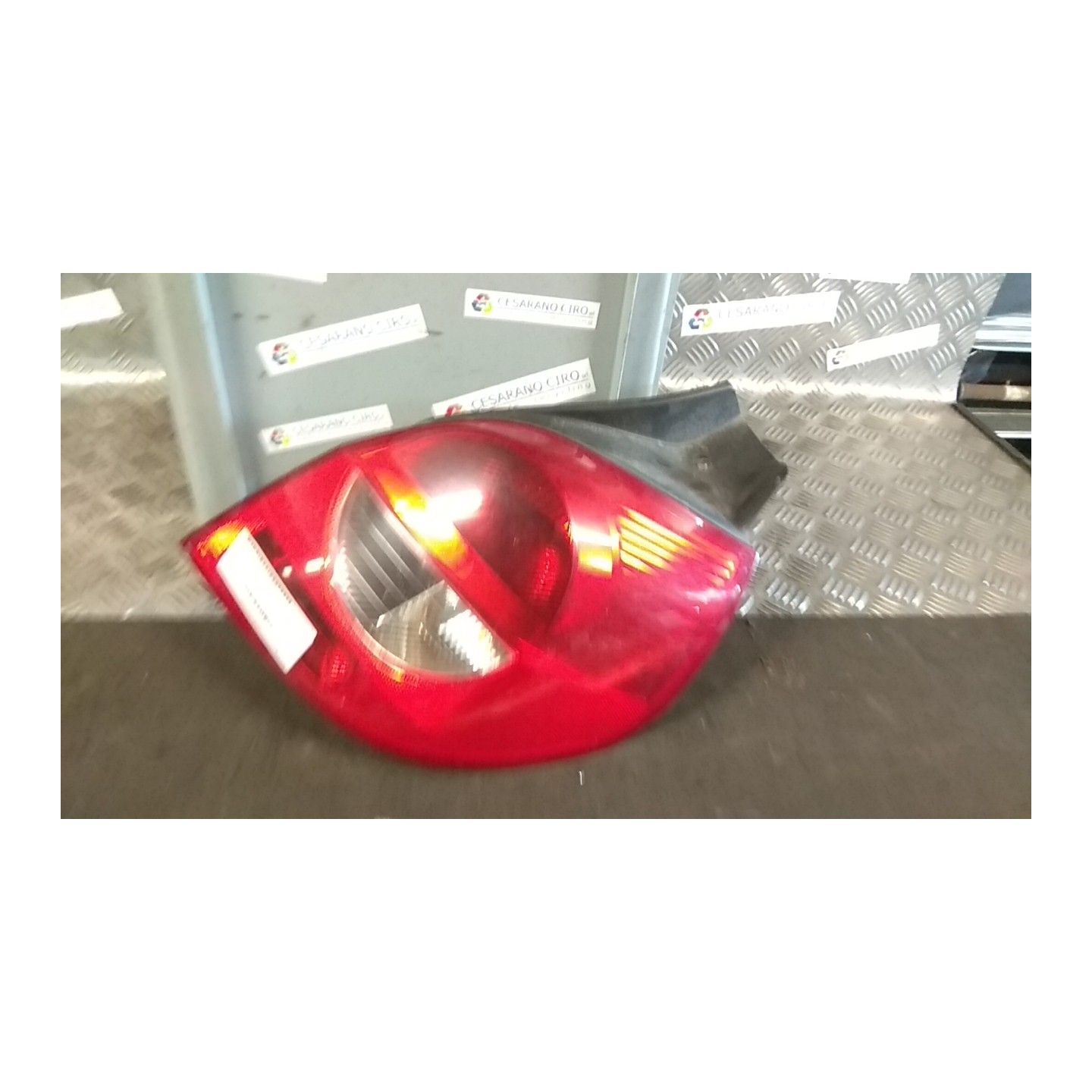 FANALE POST. DX. 040 RENAULT CLIO 3A SERIE (07/05-05/09) K9KT7 8200459960