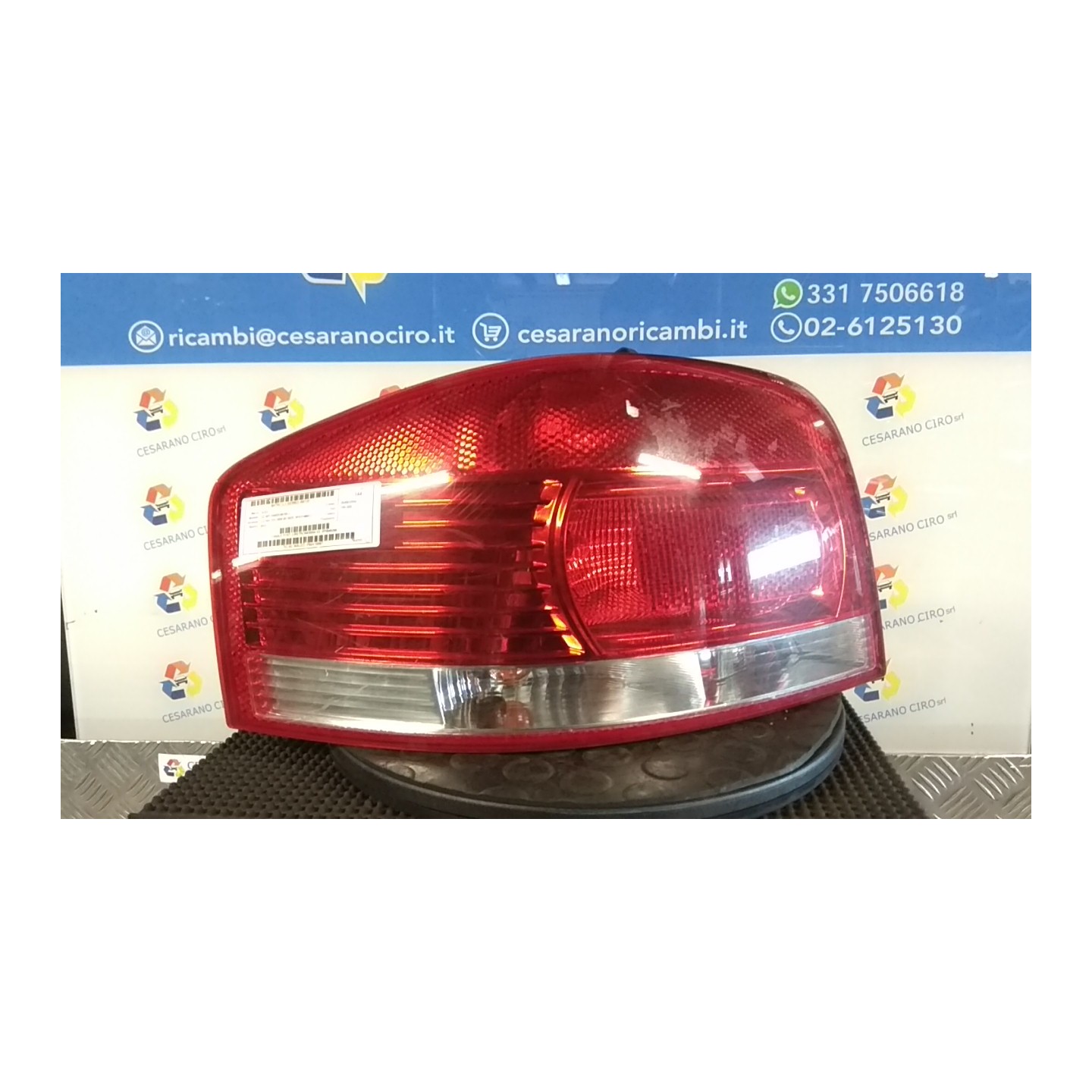 FANALE POST. C/RETRONEBBIA SX. 133 AUDI A3 (8P) (04/03-06/10) BKD 8P0945095
