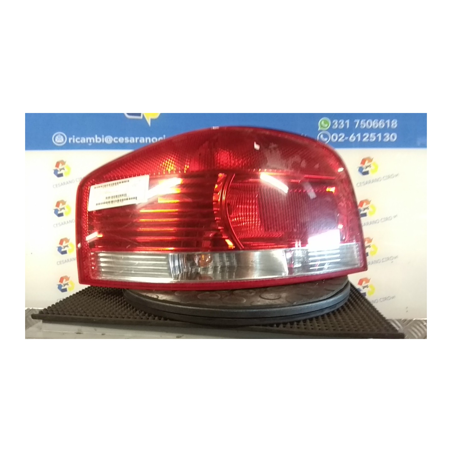 FANALE POST. C/RETRONEBBIA SX. 133 AUDI A3 (8P) (04/03-06/10) BKD 8P0945095