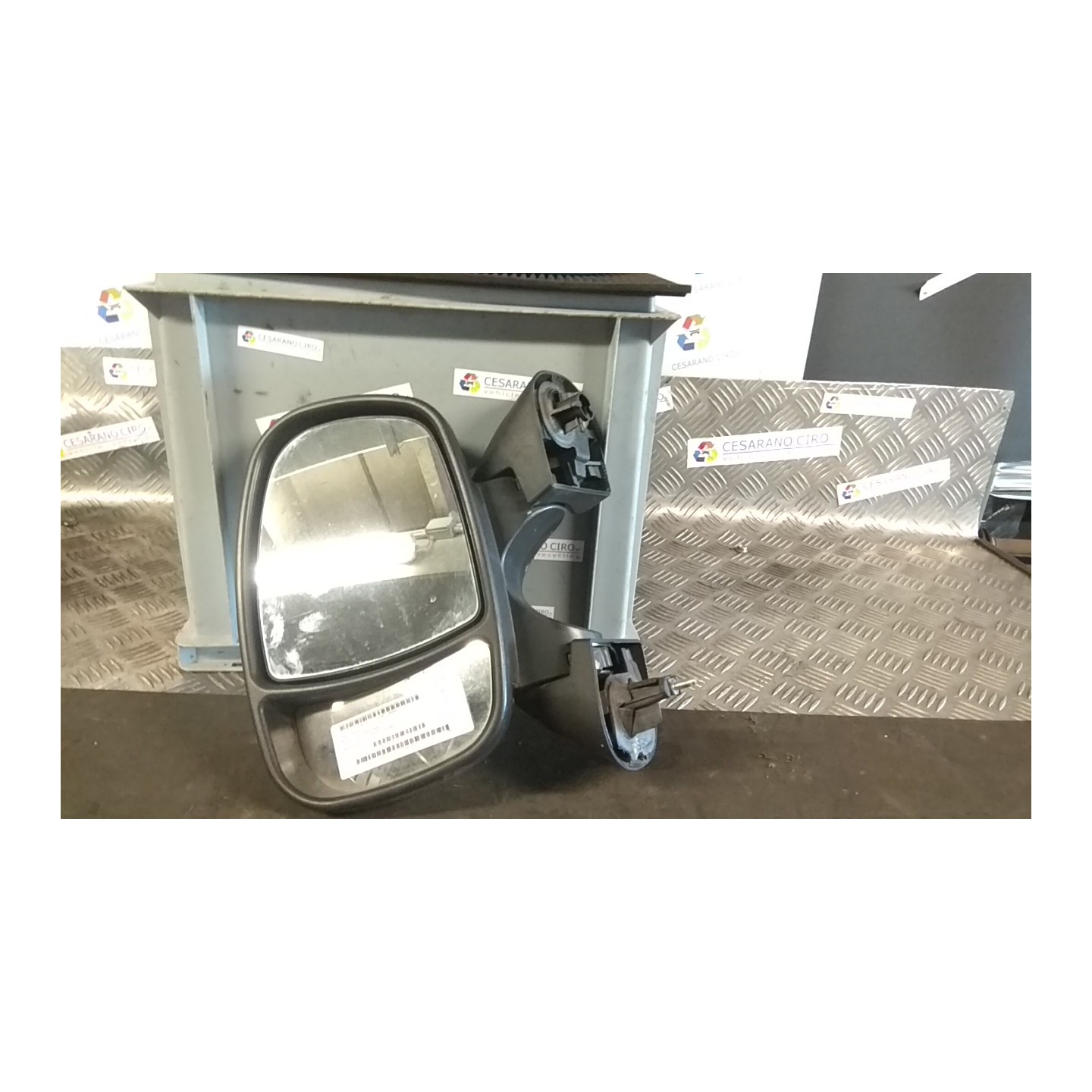 RETROVISORE EST. SX. 086 RENAULT TRAFIC (06/01-09/06) F9QU7 7701473241