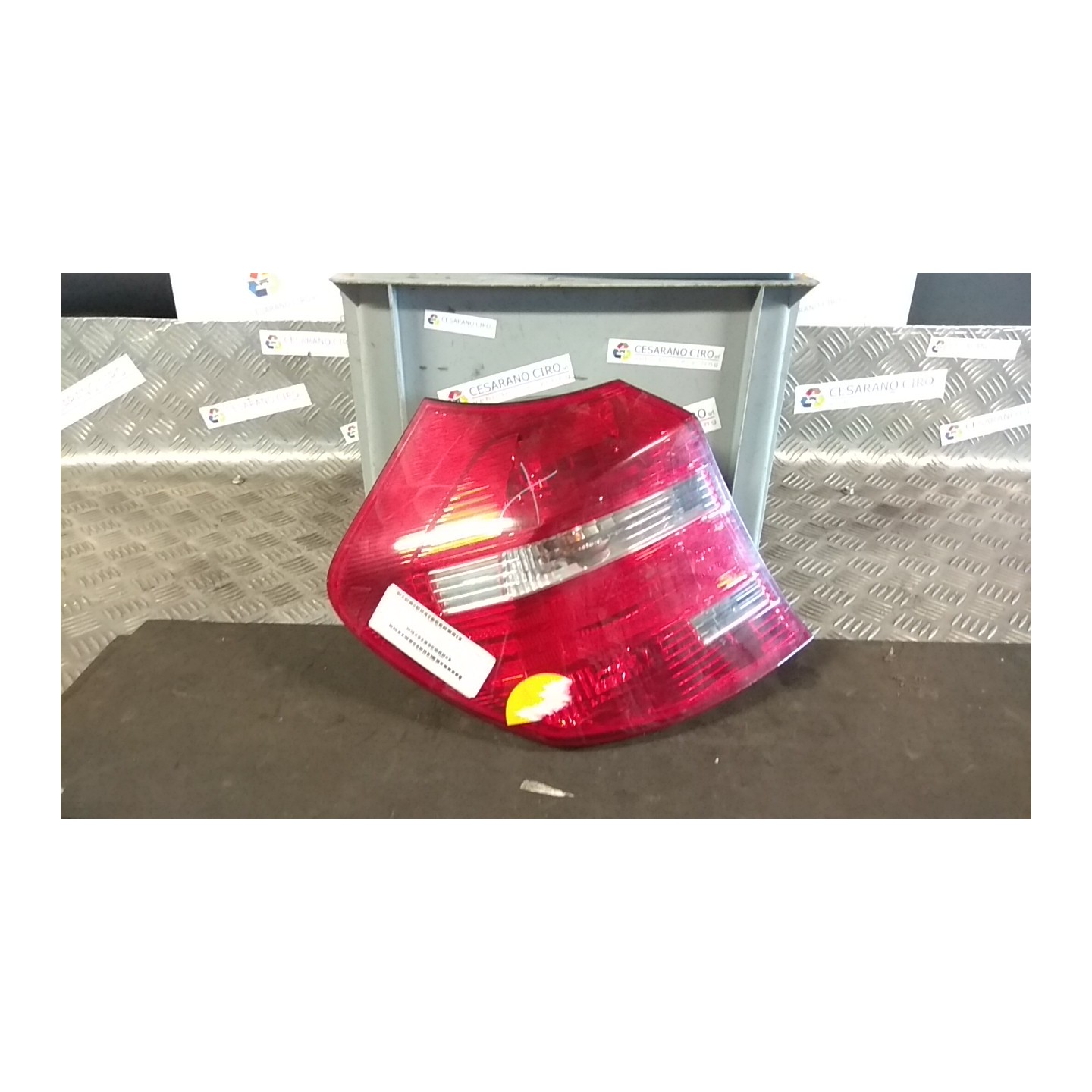 FANALE POST. SX. 133 BMW SERIE 1 (E81/E87) (03/07-12/12 N47D20A 63217164955