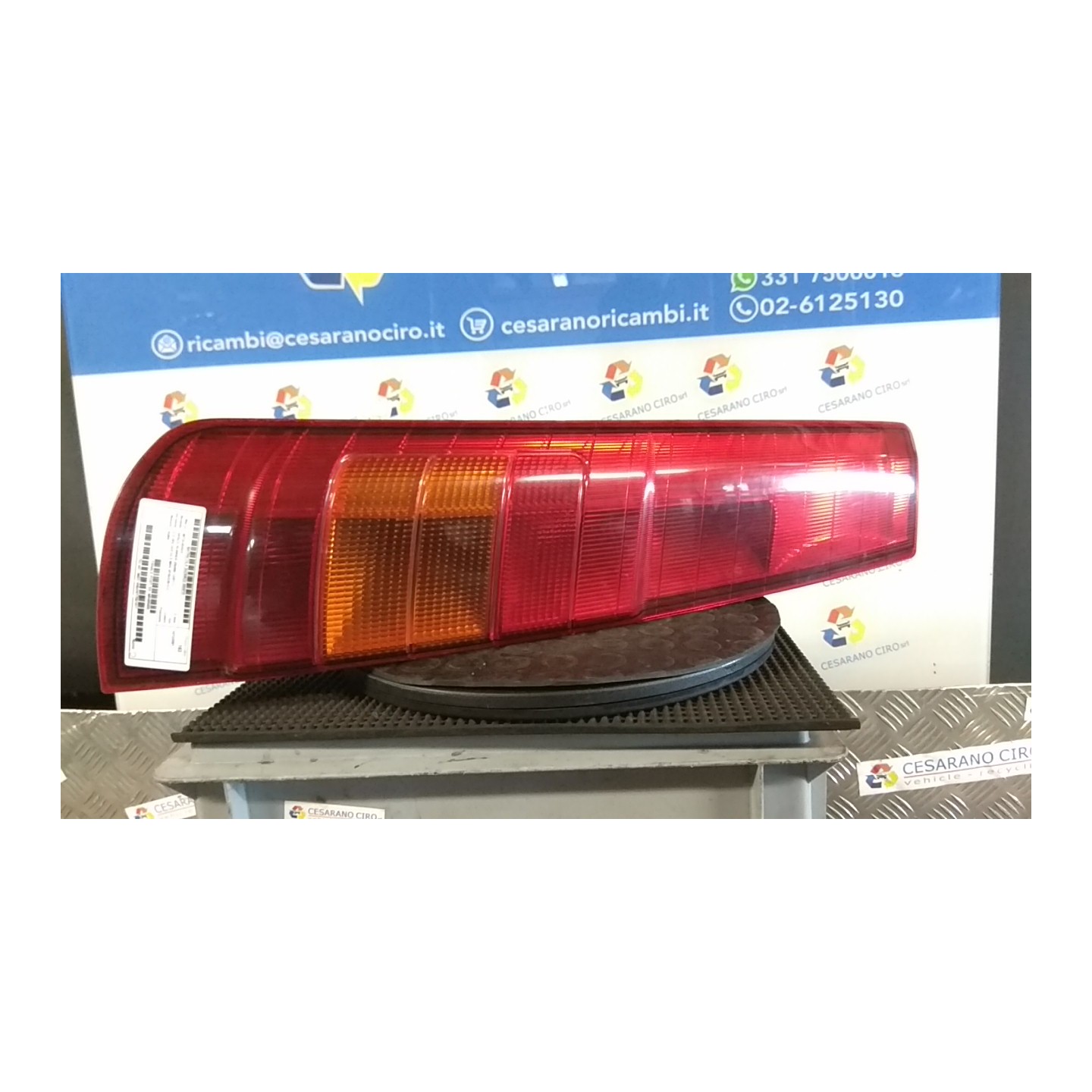 FANALE POST. SX. 010 MITSUBISHI SPACE RUNNER (09/99-12/01) 4G64 MR465605