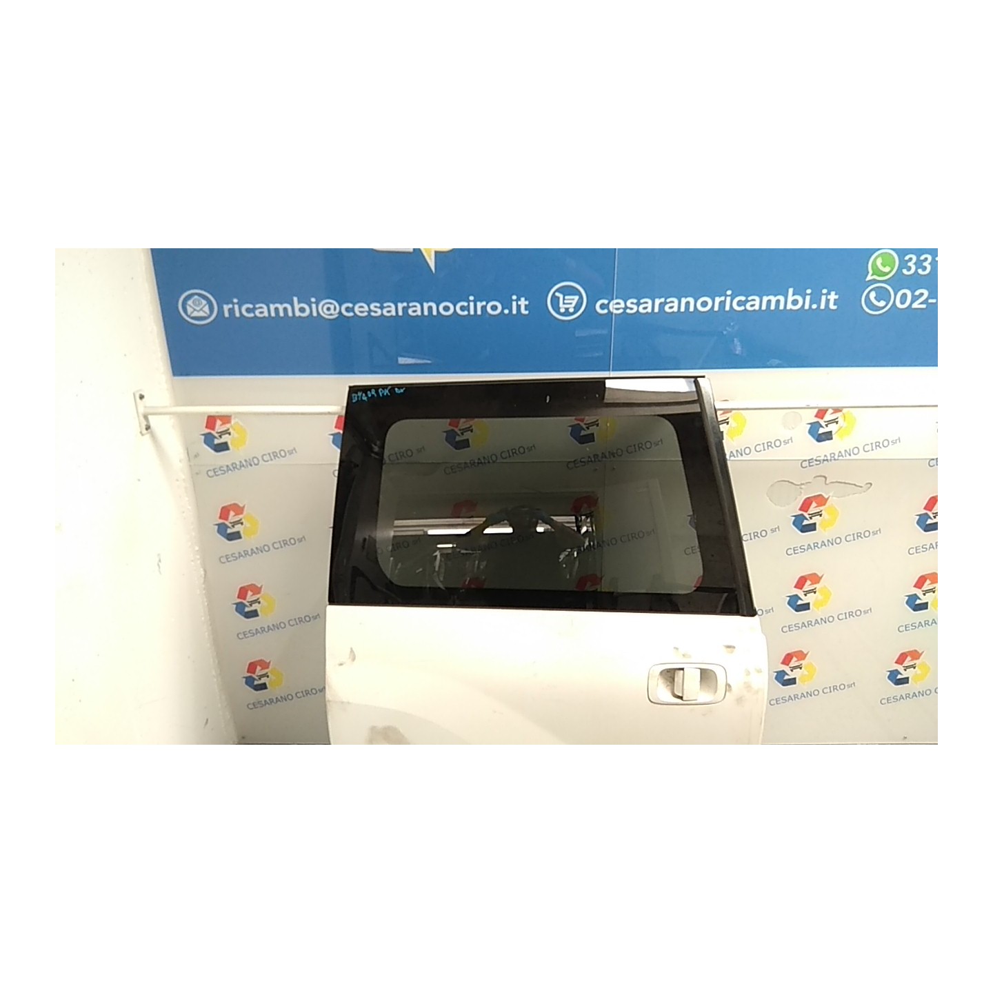 PORTA CARICO LAT. SCORREVOLE DX. 107 MITSUBISHI SPACE RUNNER (09/99-12/01) 4G64 MR439476