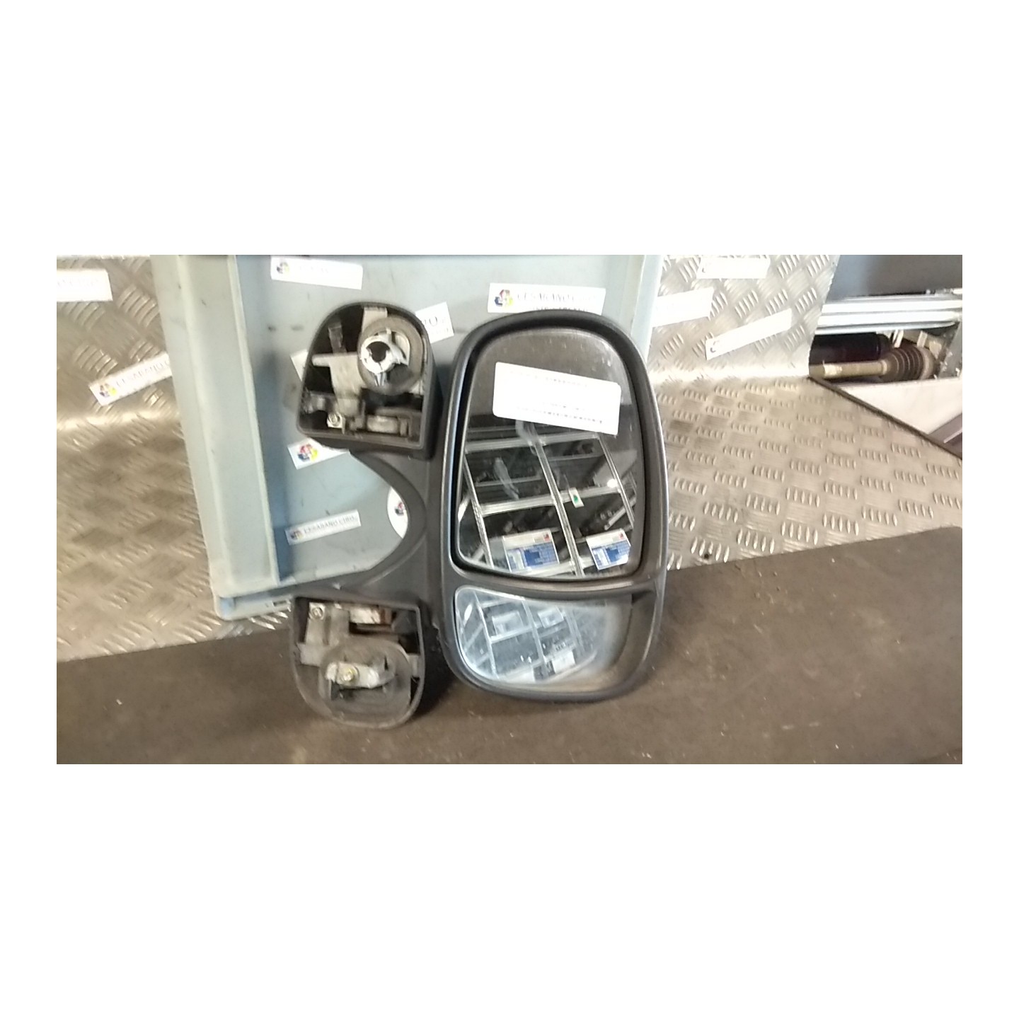 RETROVISORE EST. DX. 085 RENAULT TRAFIC (06/01-09/06) F9QU7 7701473243
