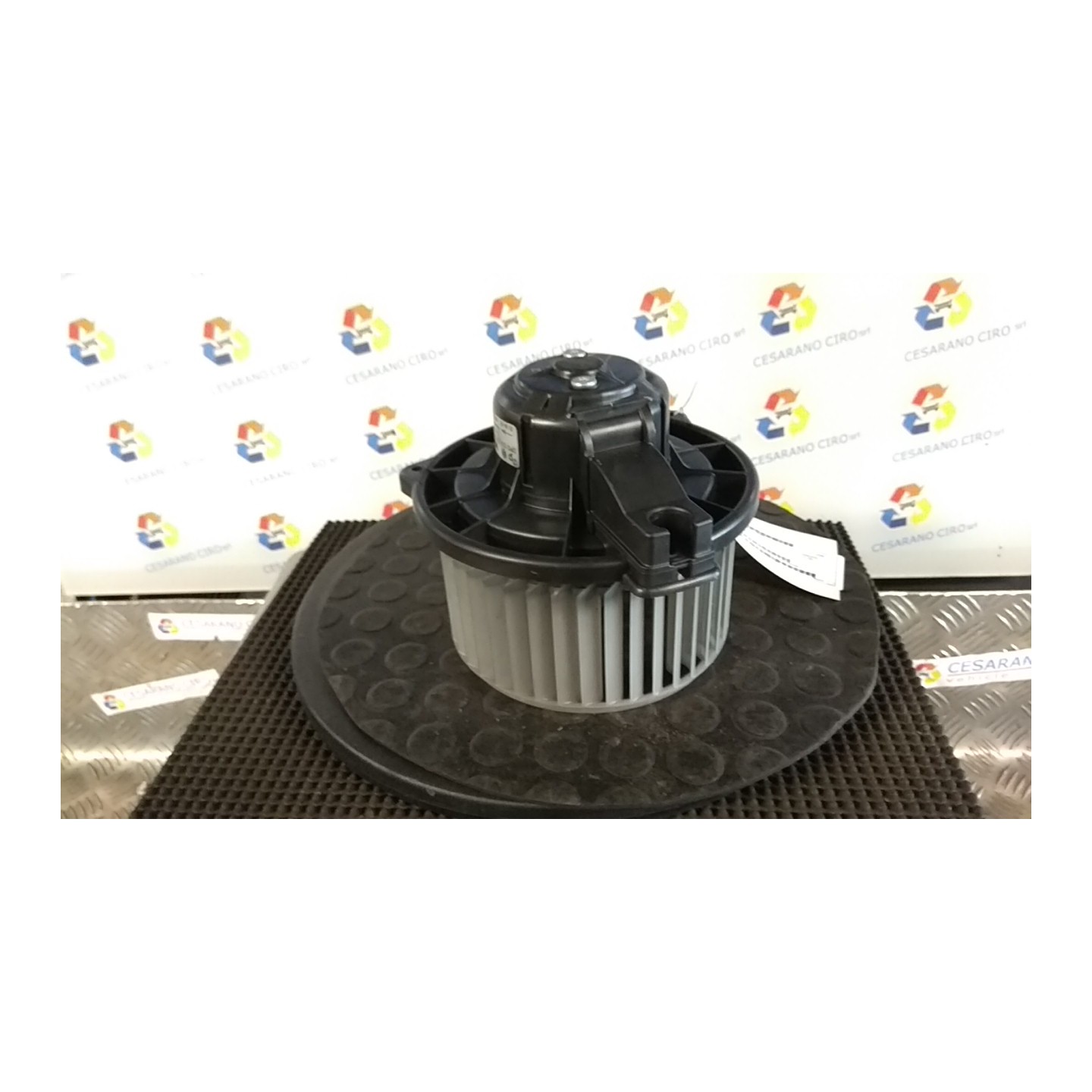 MOTORINO VENTILAZIONE ABITACOLO 037 TOYOTA COROLLA 5P (01/02-09/04) 3ZZFE 8710302080