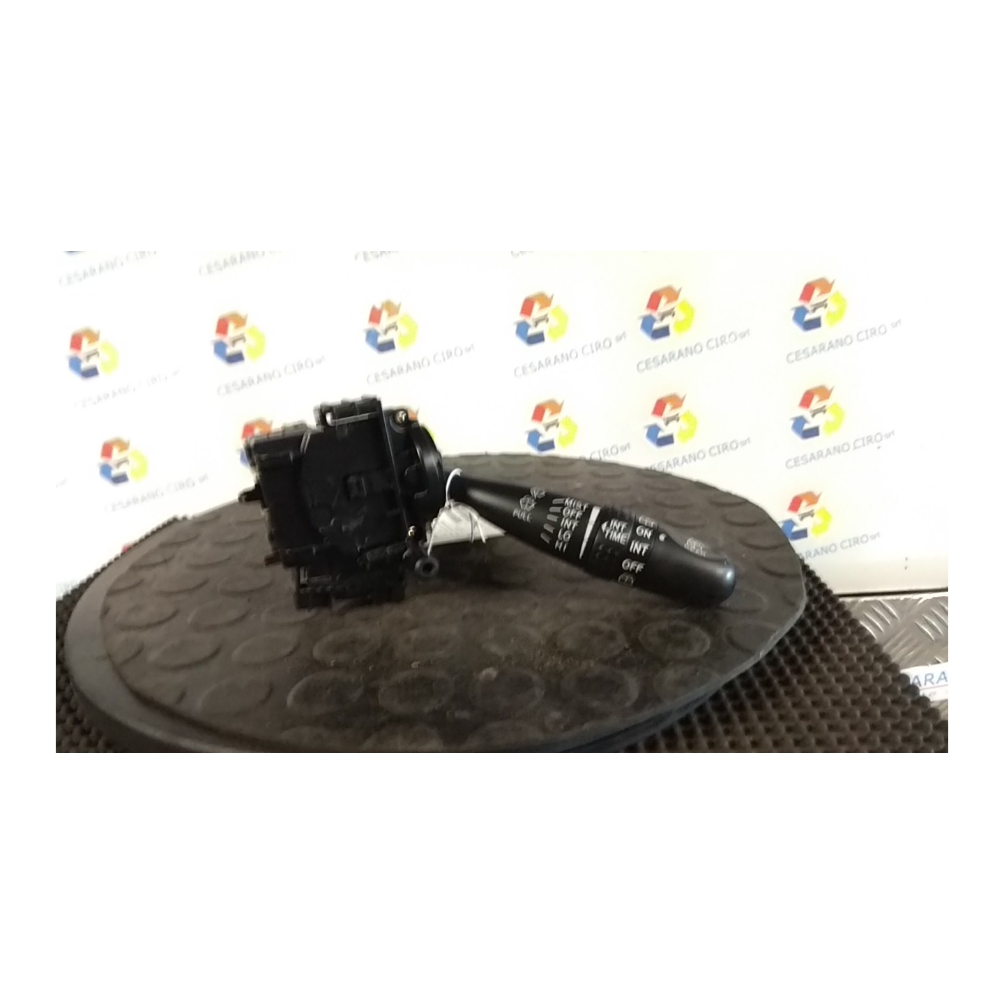 BLOCCO COMANDI TERGICRISTALLI 040 TOYOTA COROLLA 5P (01/02-09/04) 3ZZFE 8465202290