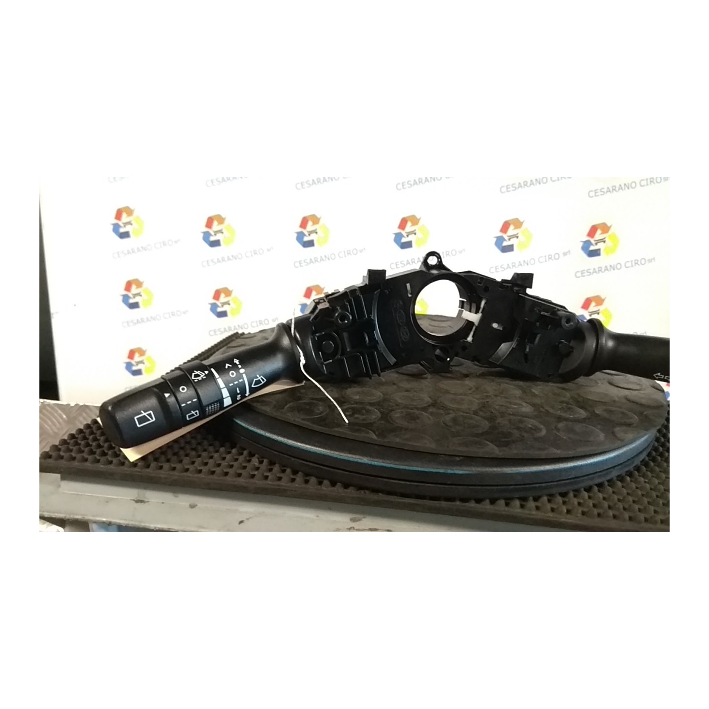 DEVIOGUIDASGANCIO 037 KIA RIO 3A SERIE (08/11-09/15) D3FA NB0819075027002