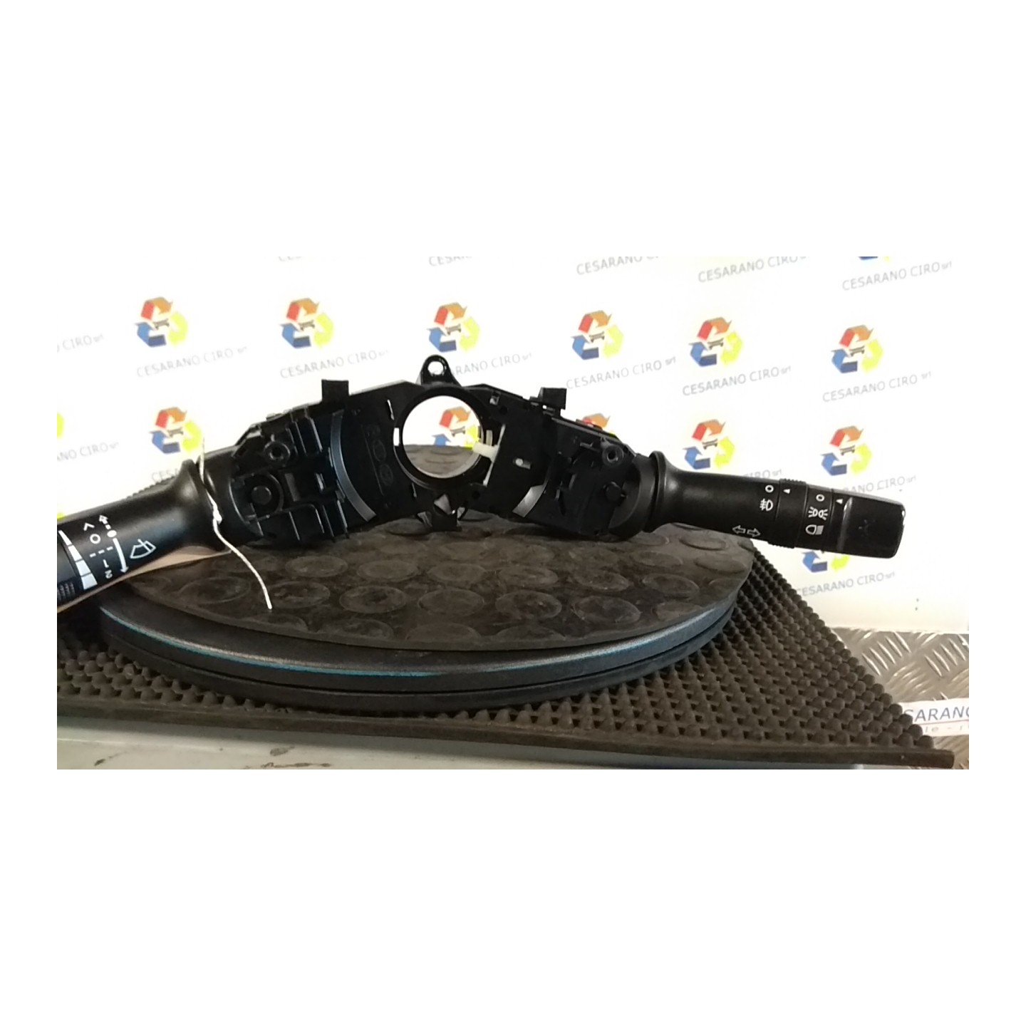 DEVIOGUIDASGANCIO 037 KIA RIO 3A SERIE (08/11-09/15) D3FA NB0819075027002