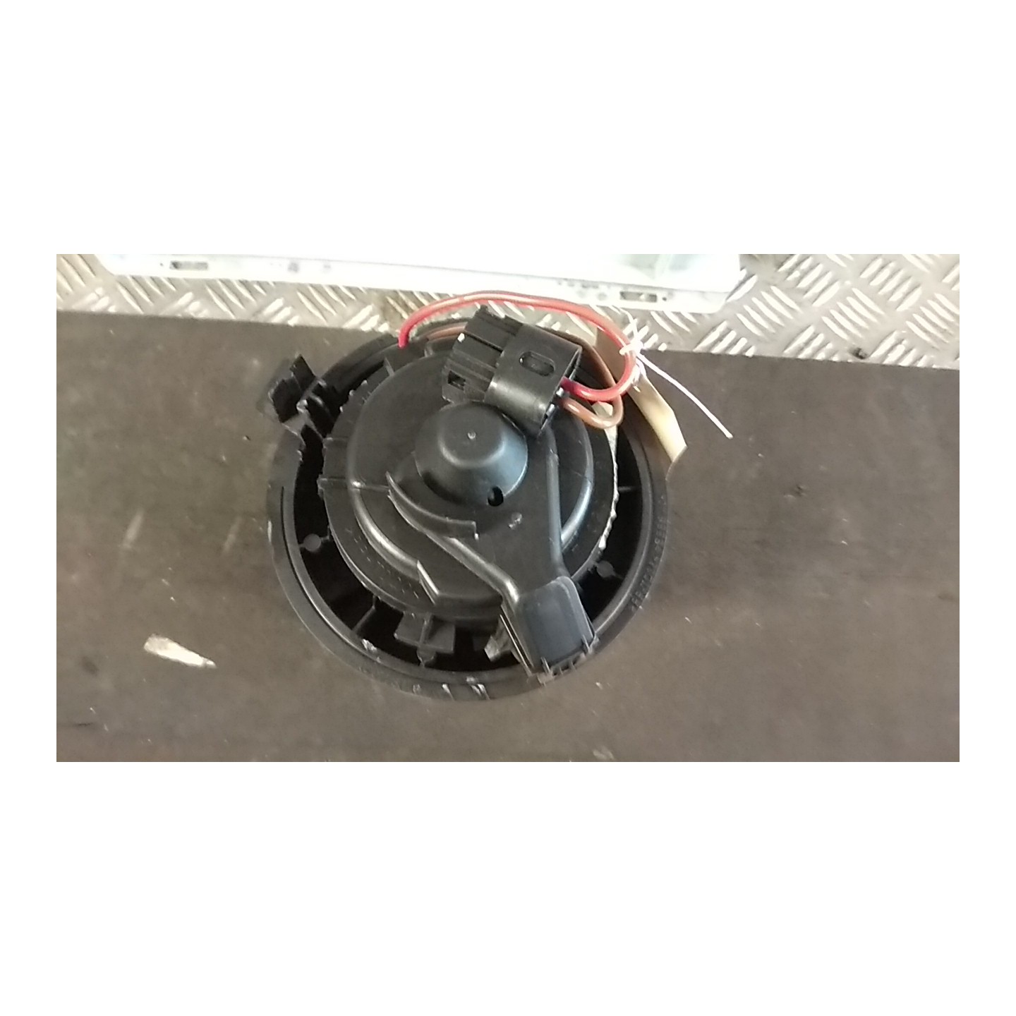 MOTORINO VENTILAZIONE ABITACOLO VALEO C/A/C REGOLATA 076 RENAULT CLIO 4A SERIE (07/12-12/16) D4FD7 277429948R