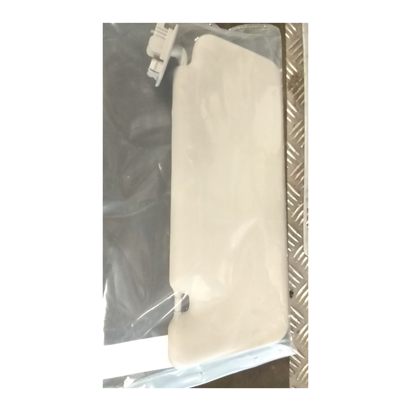 ALETTA PARASOLE PARABREZZA E3T; EA4 SX. 080 RENAULT CLIO 4A SERIE (07/12-12/16) D4FD7 964012136R