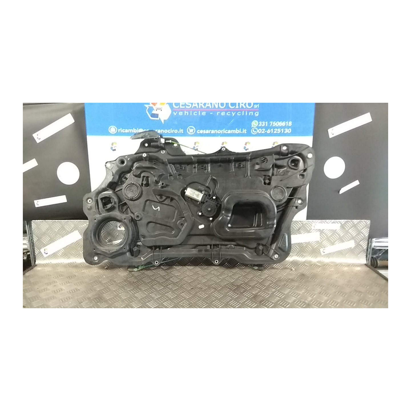ALZACRISTALLO ELETTR. PORTA ANT. DX. 018 LANCIA YPSILON (TE) (09/06-12/08) 188A4000 71732828