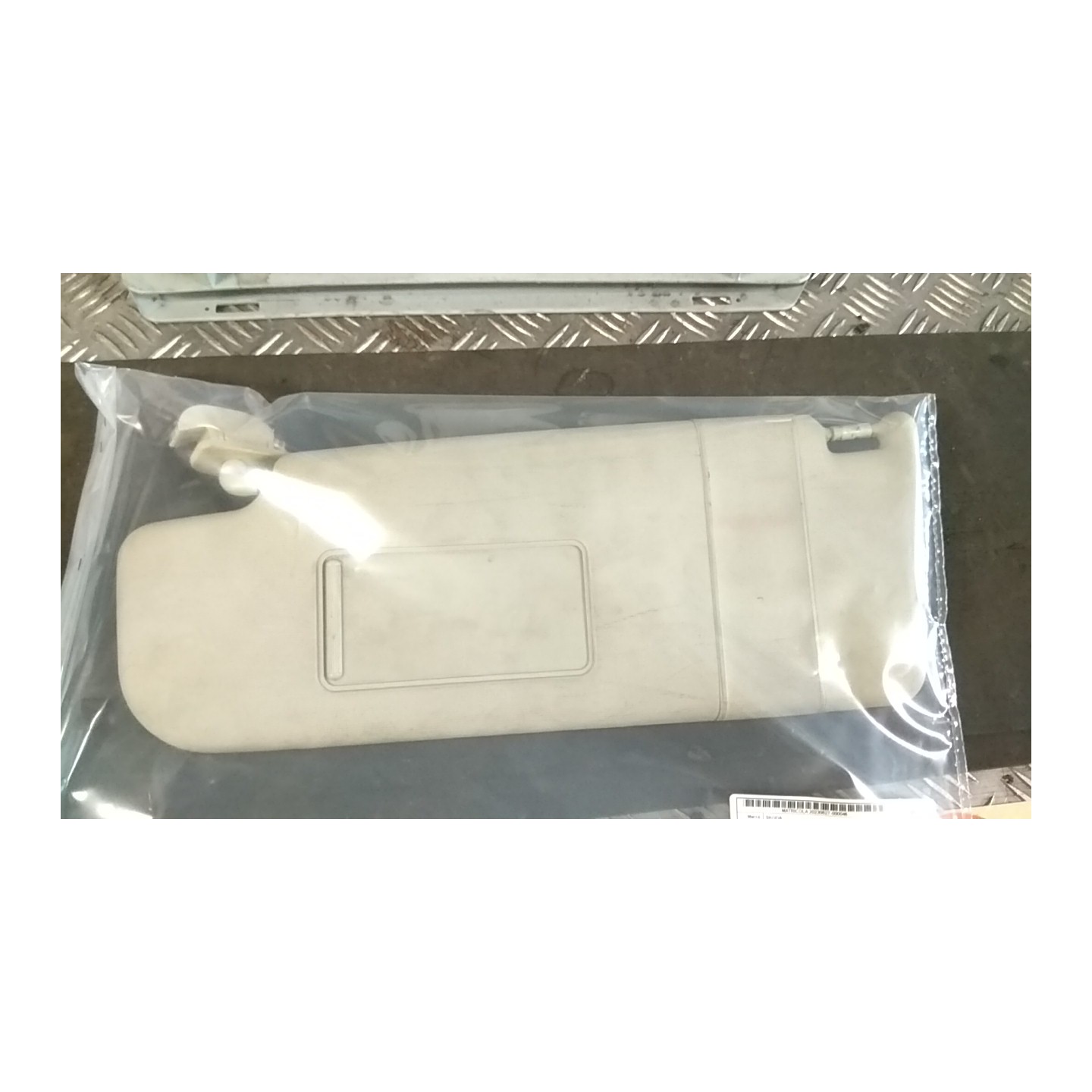 ALETTA PARASOLE PARABREZZA SX. 046 SKODA OCTAVIA (1Z) (08/04-01/09) BKC 1Z0857551AQ2F4
