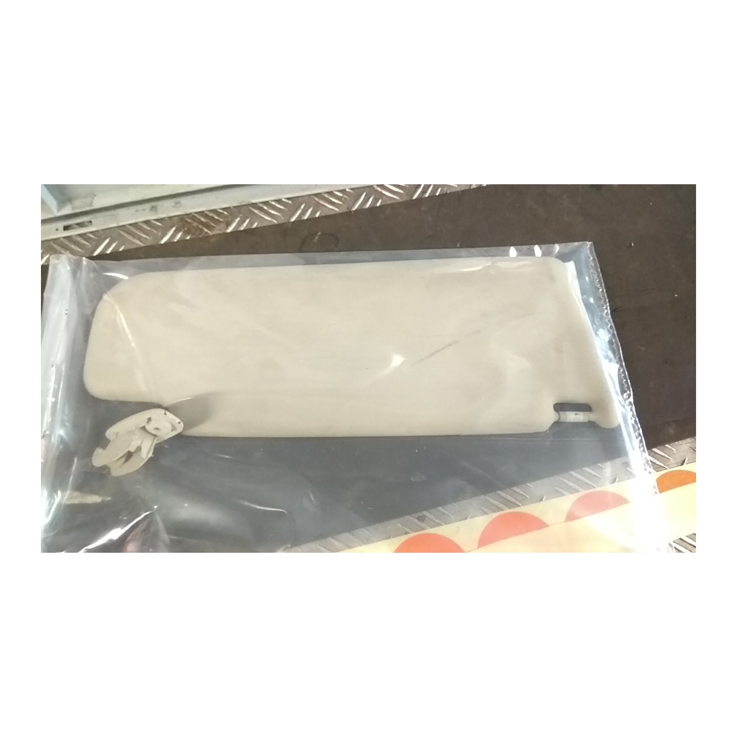 ALETTA PARASOLE PARABREZZA SX. 046 SKODA OCTAVIA (1Z) (08/04-01/09) BKC 1Z0857551AQ2F4