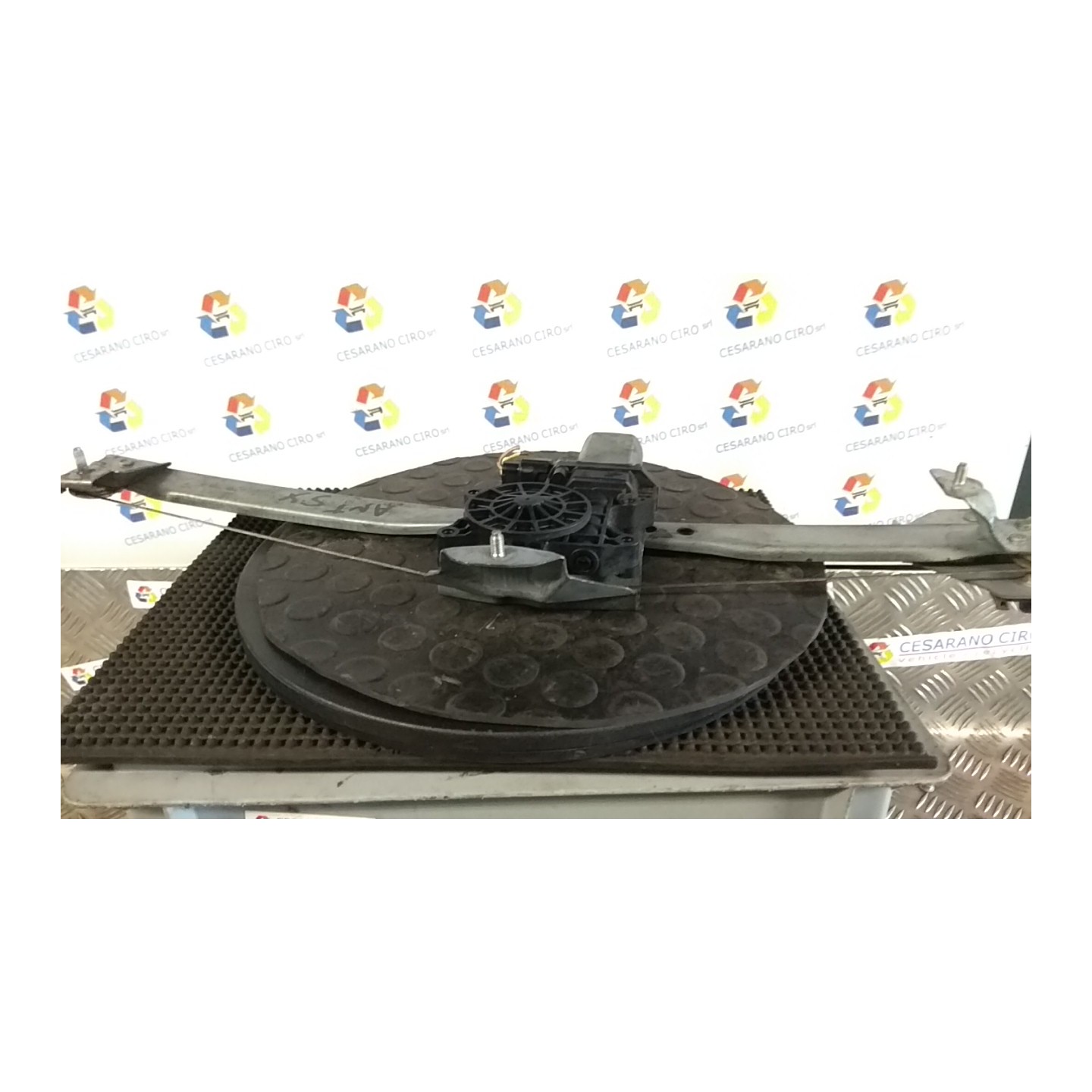 ALZACRISTALLO ELETTR. PORTA ANT. CON MOTORINO SX. 092 DACIA DOKKER FURGONE (11/12-) K9KC6 807218632R
