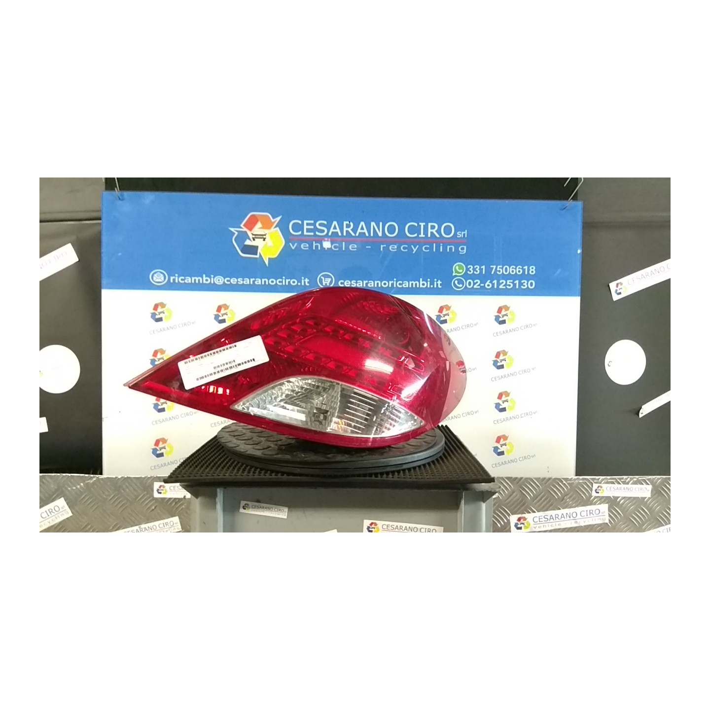 FANALE POST. DX. 123 PEUGEOT 207 (06/09-) KFT 6351HQ