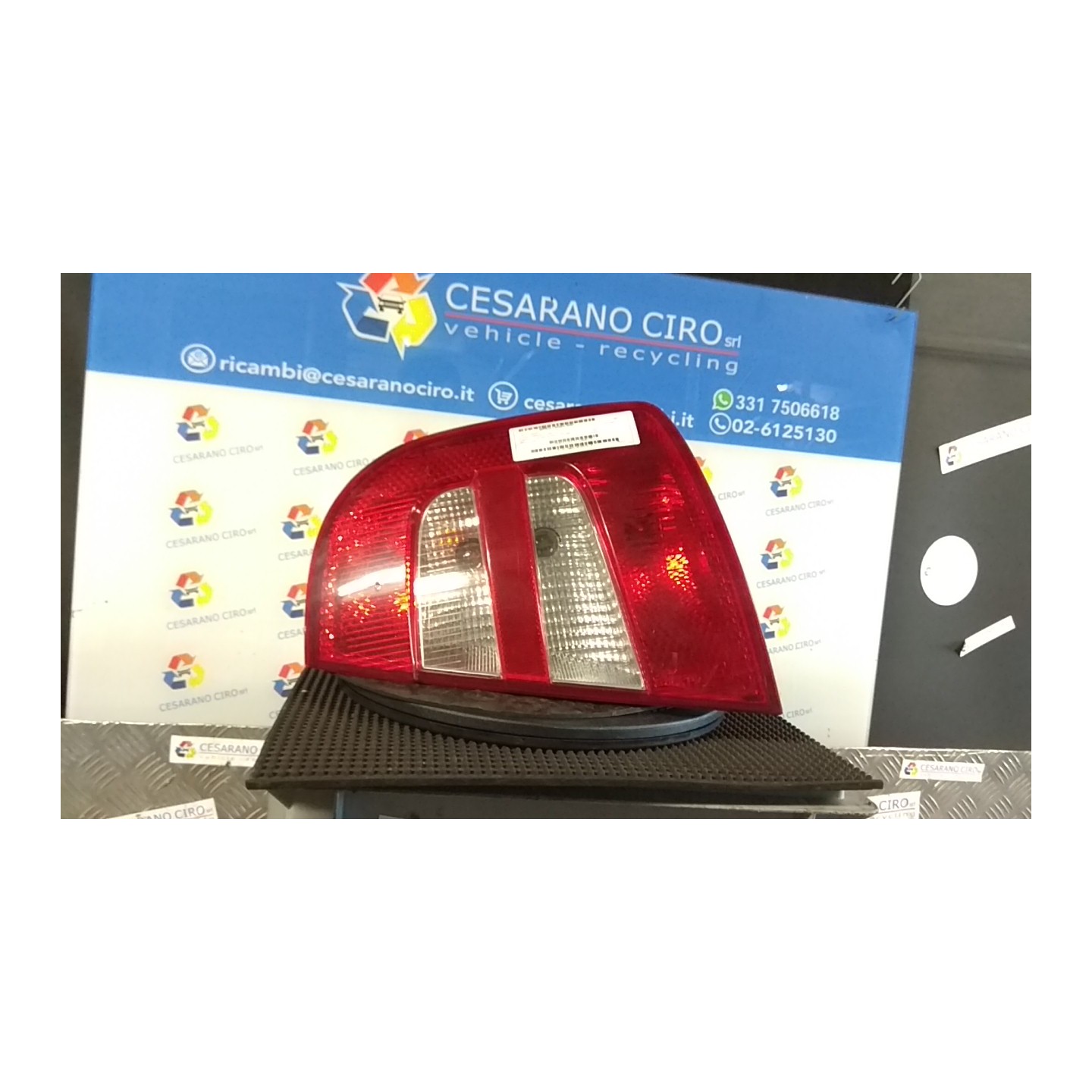 FANALE POST. DX. 061 SKODA FABIA (6Y) (01/00-11/07) BBY 6Y6945112C