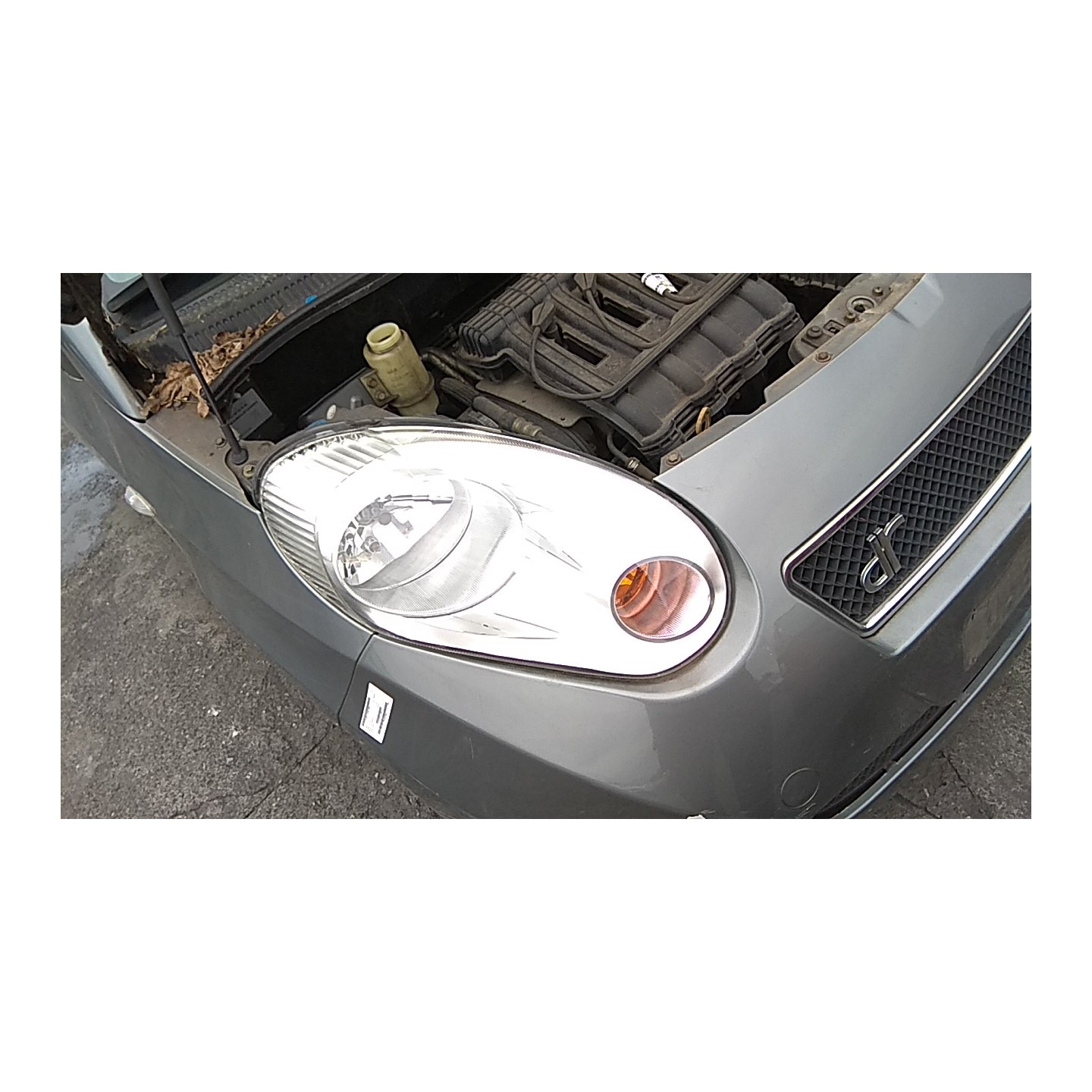 PROIETTORE DX. 082 DR DR1 (01/10-) SQR473F 733010068