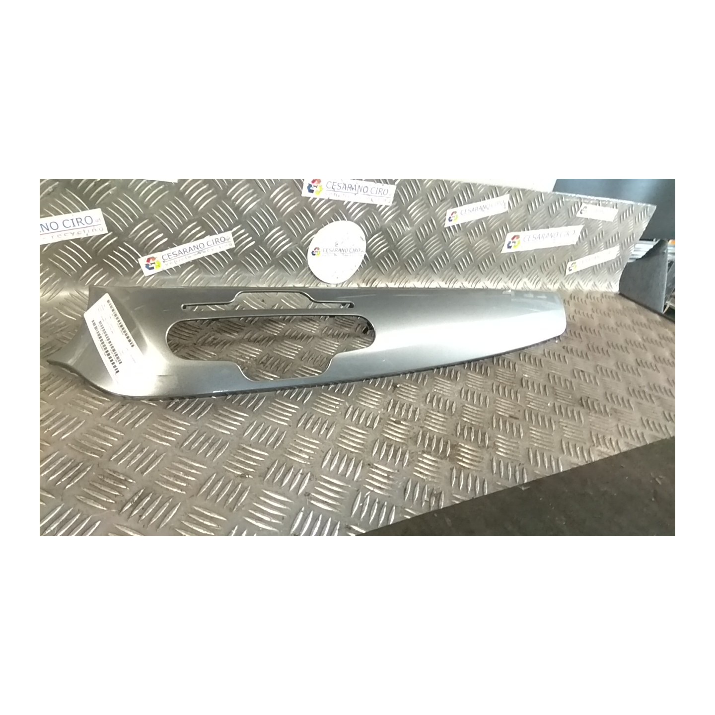 MODANATURA LAT. CRUSCOTTO 049 ALFA ROMEO GIULIETTA (X7) (03/10-10/13) 198A4000 NB2691001043002