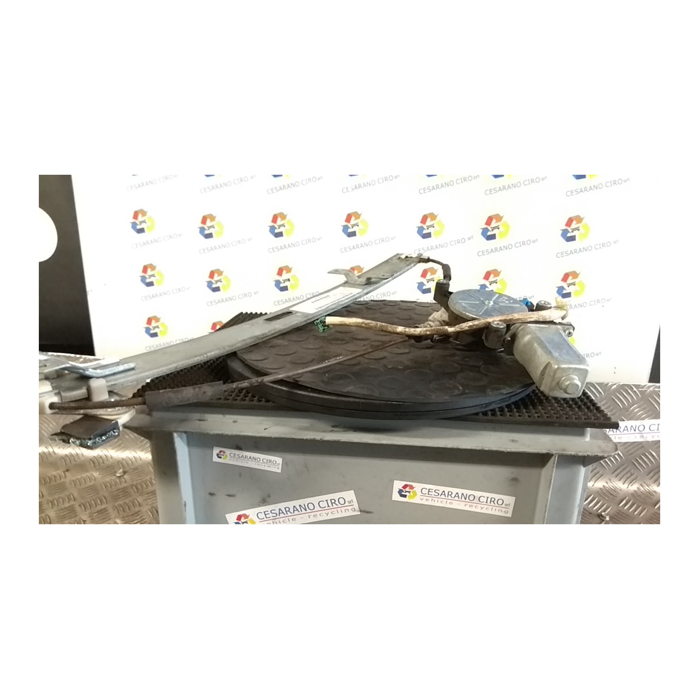 ALZACRISTALLO ELETTR. PORTA ANT. C/MOTORINO DX. 103 HONDA JAZZ 1A SERIE (11/02-10/08) L12A4 72210SAAG01
