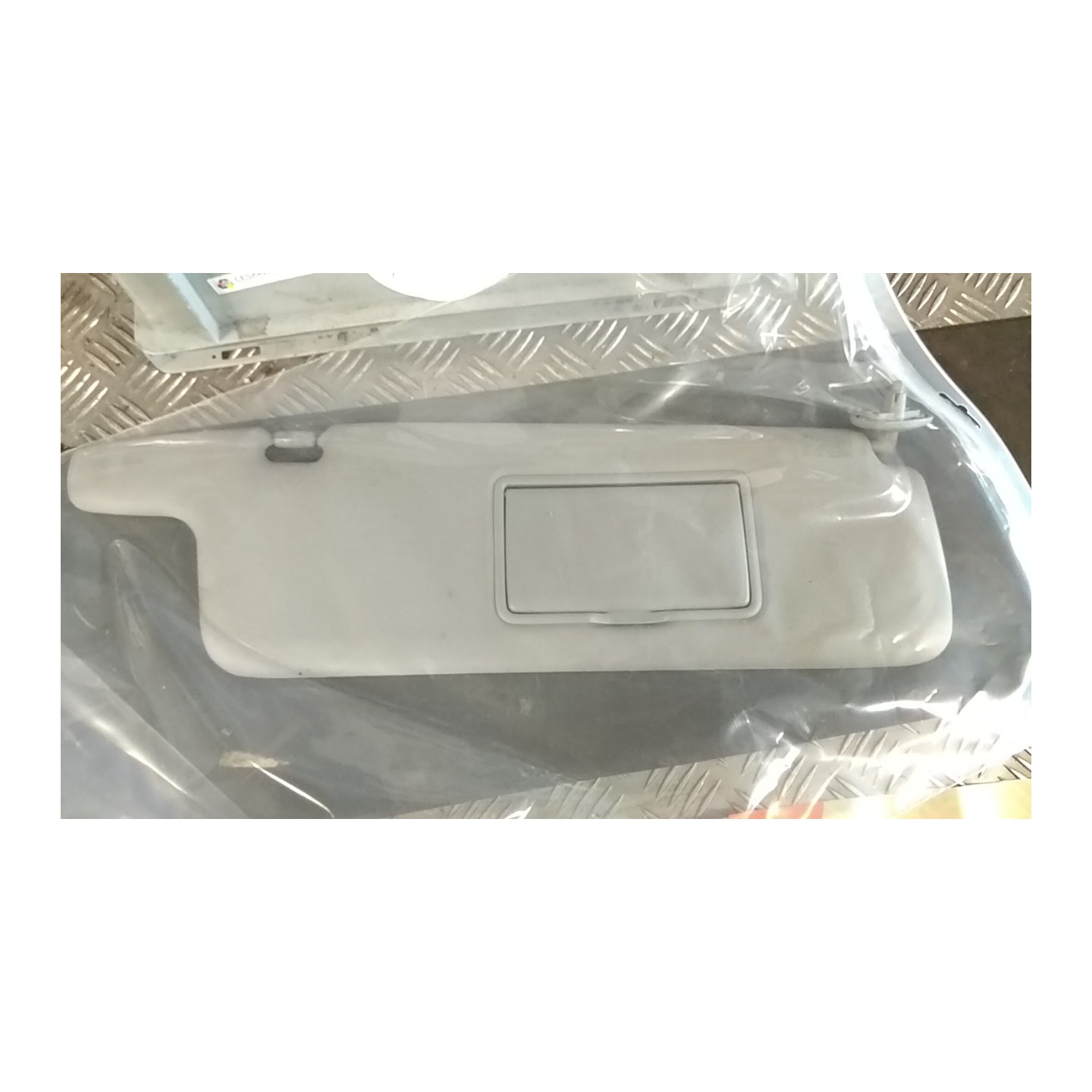 ALETTA PARASOLE PARABREZZA DX. 062 HONDA HR-V 1A SERIE (01/99-02/06) D16W1 83230S2HE51ZA