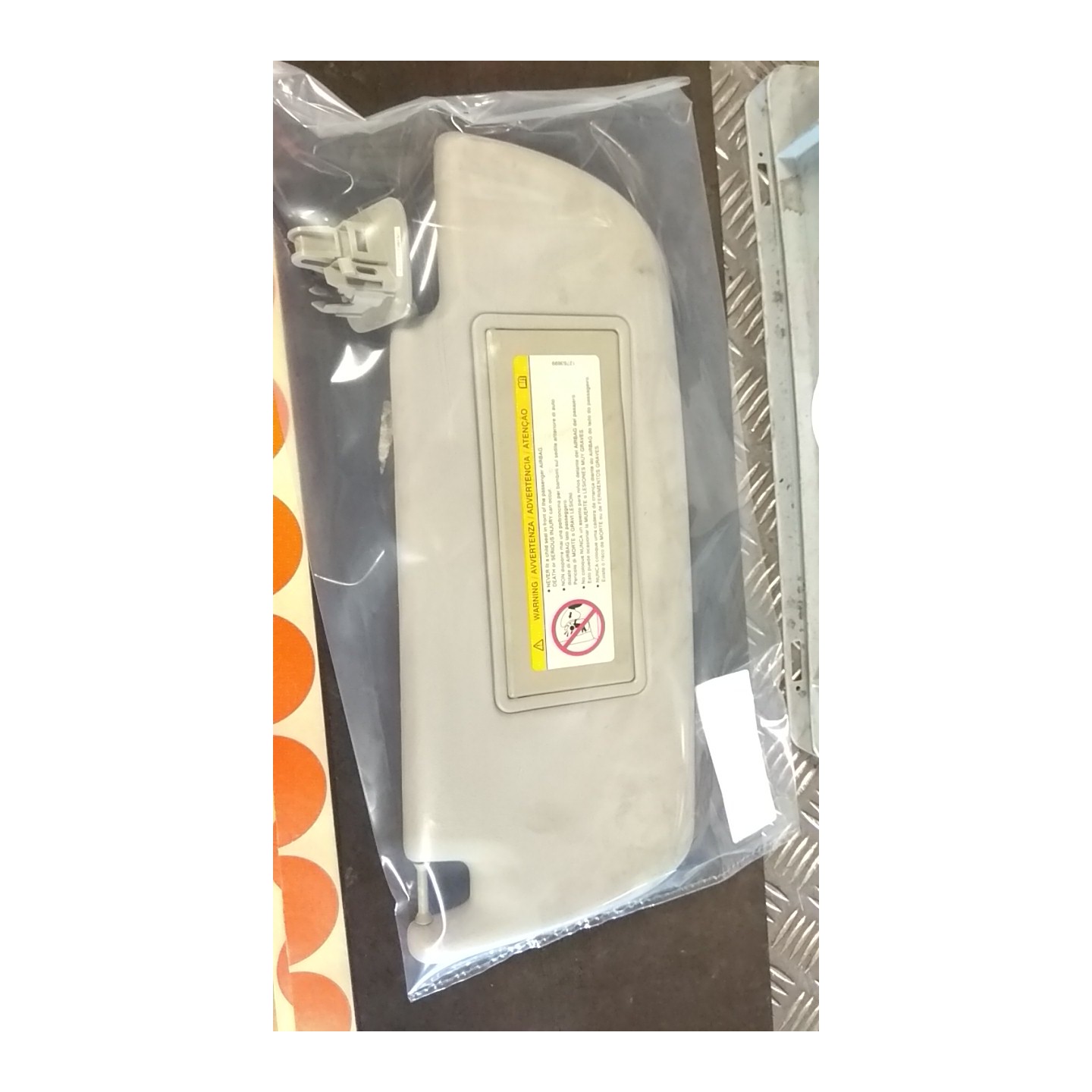 ALETTA PARASOLE PARABREZZA SENZA ETICHETTA DX. 007 SAAB 9.3 2A SERIE (08/02-) Z19DTH 12758499