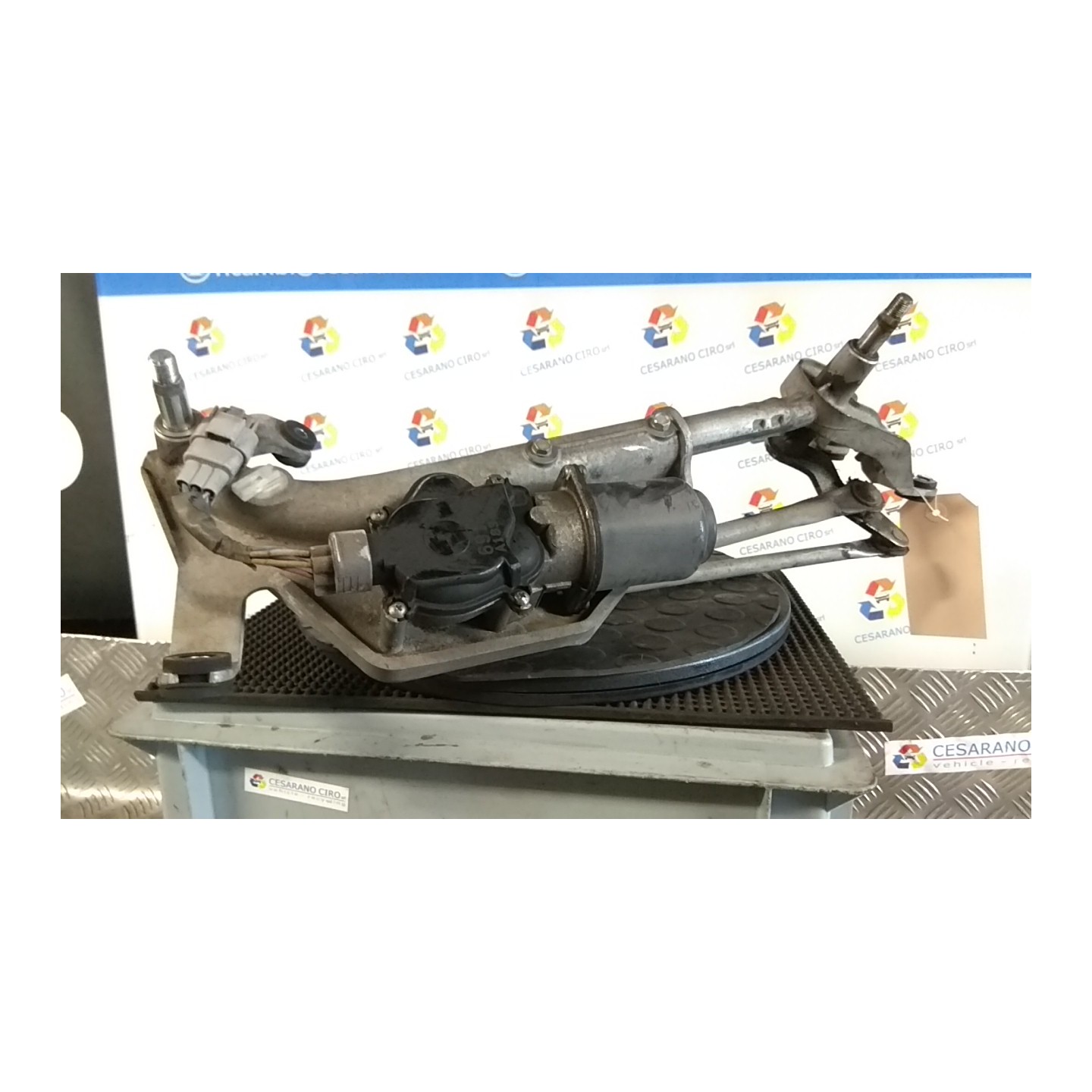 MECCANISMO TERGIPARABREZZA CON MOTORINO 017 HONDA CR-V 3A SERIE (01/07-) R20A2 NB3753043030002