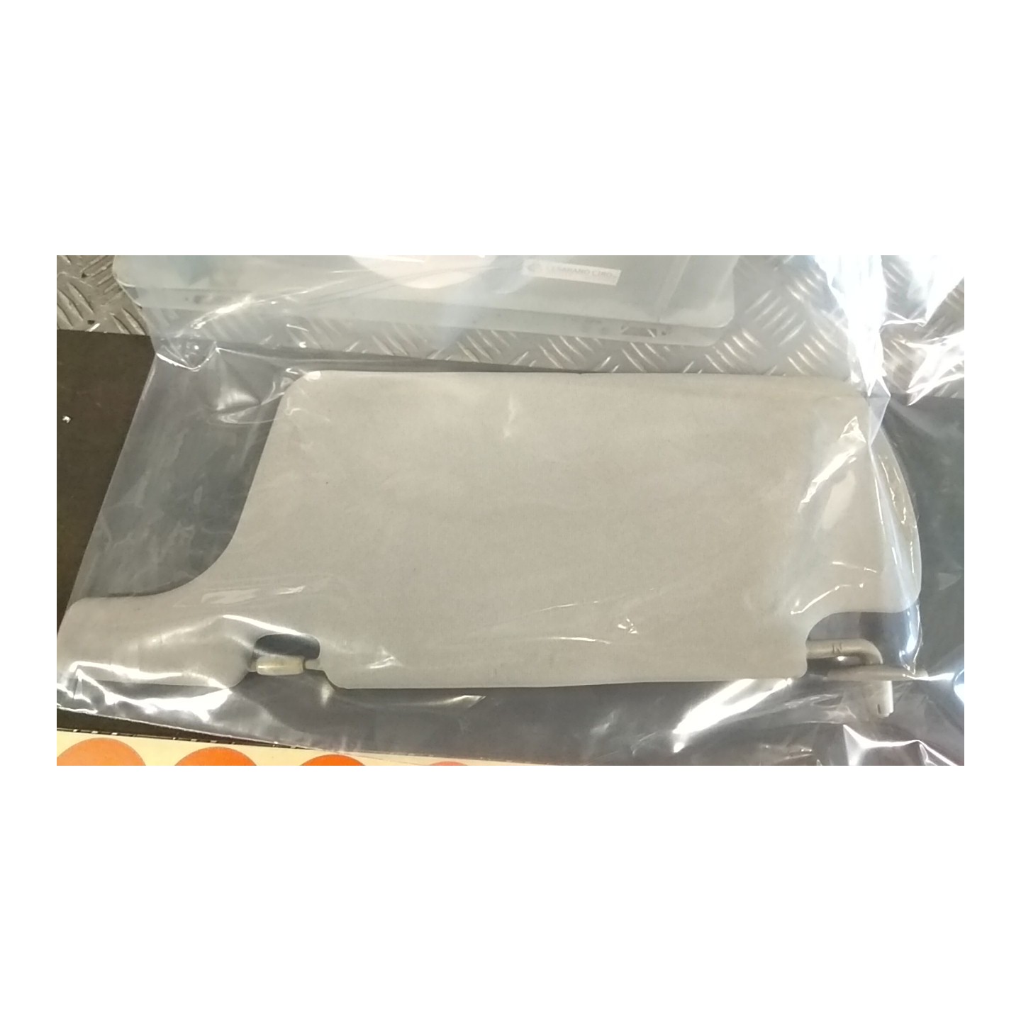 ALETTA PARASOLE PARABREZZA DX. 070 HONDA CR-V 1A SERIE (05/97-03/02) B20B3 83230S10G00ZA