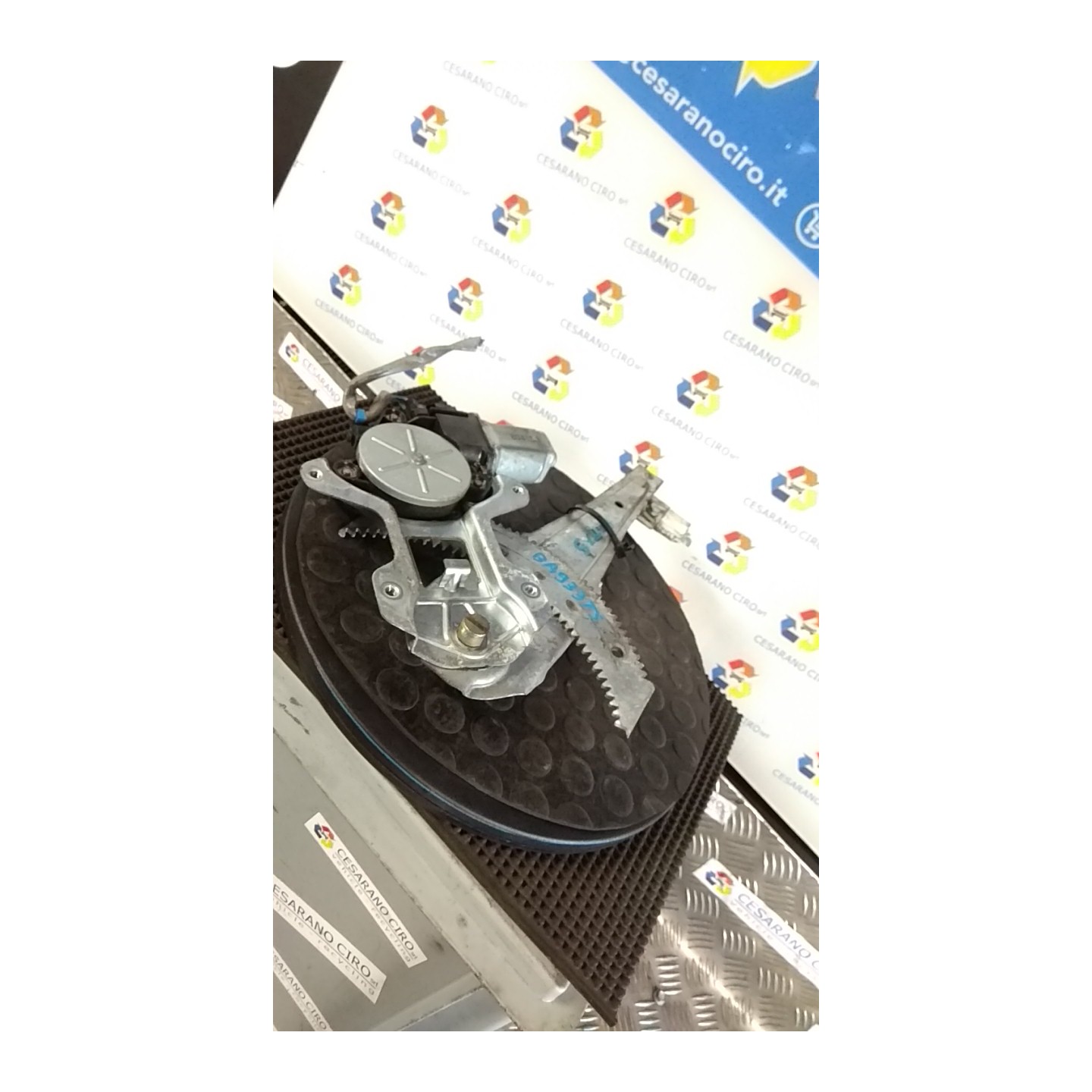 ALZACRISTALLO ELETTR. PORTA POST. SX. 072 HONDA CR-V 1A SERIE (05/97-03/02) B20B3 72751S10J01