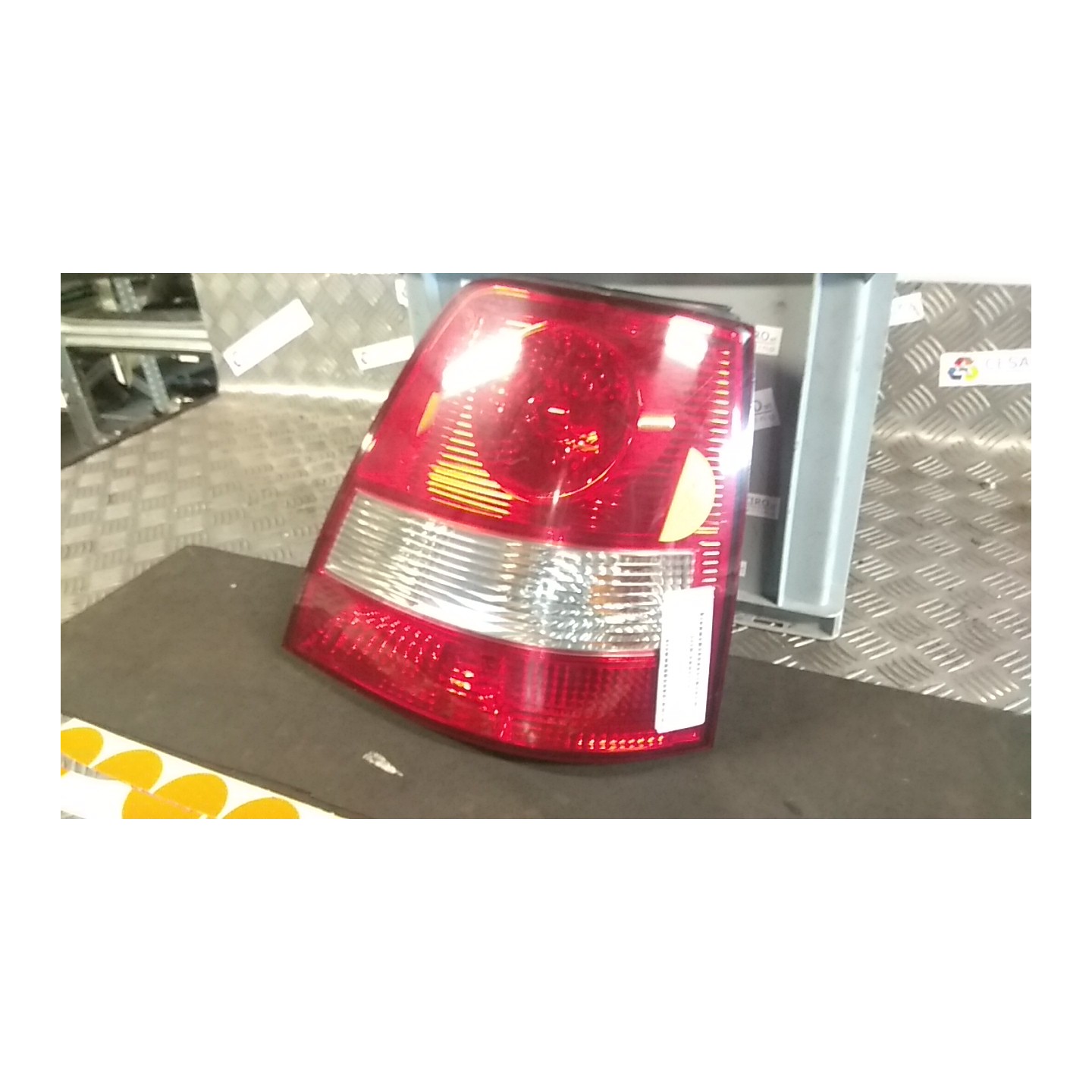 FANALE POST. DX. 139 KIA SORENTO 1A SERIE (07/02-12/06 D4CB 924023E010