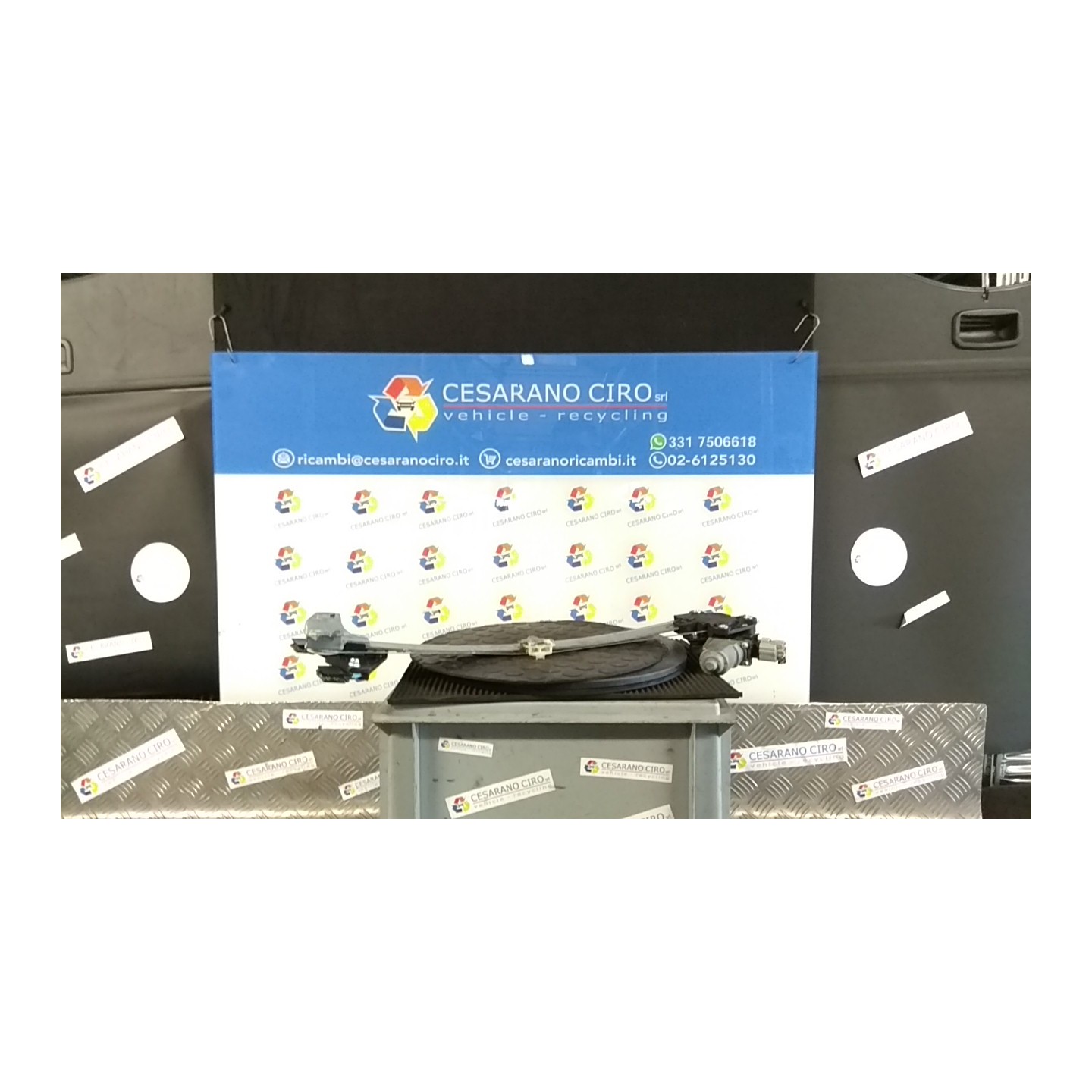 ALZACRISTALLO ELETTR. PORTA POST. C/MOTORINO DX. 005 HONDA CIVIC 8A SERIE (12/05-) R18A2 72710SMGE01
